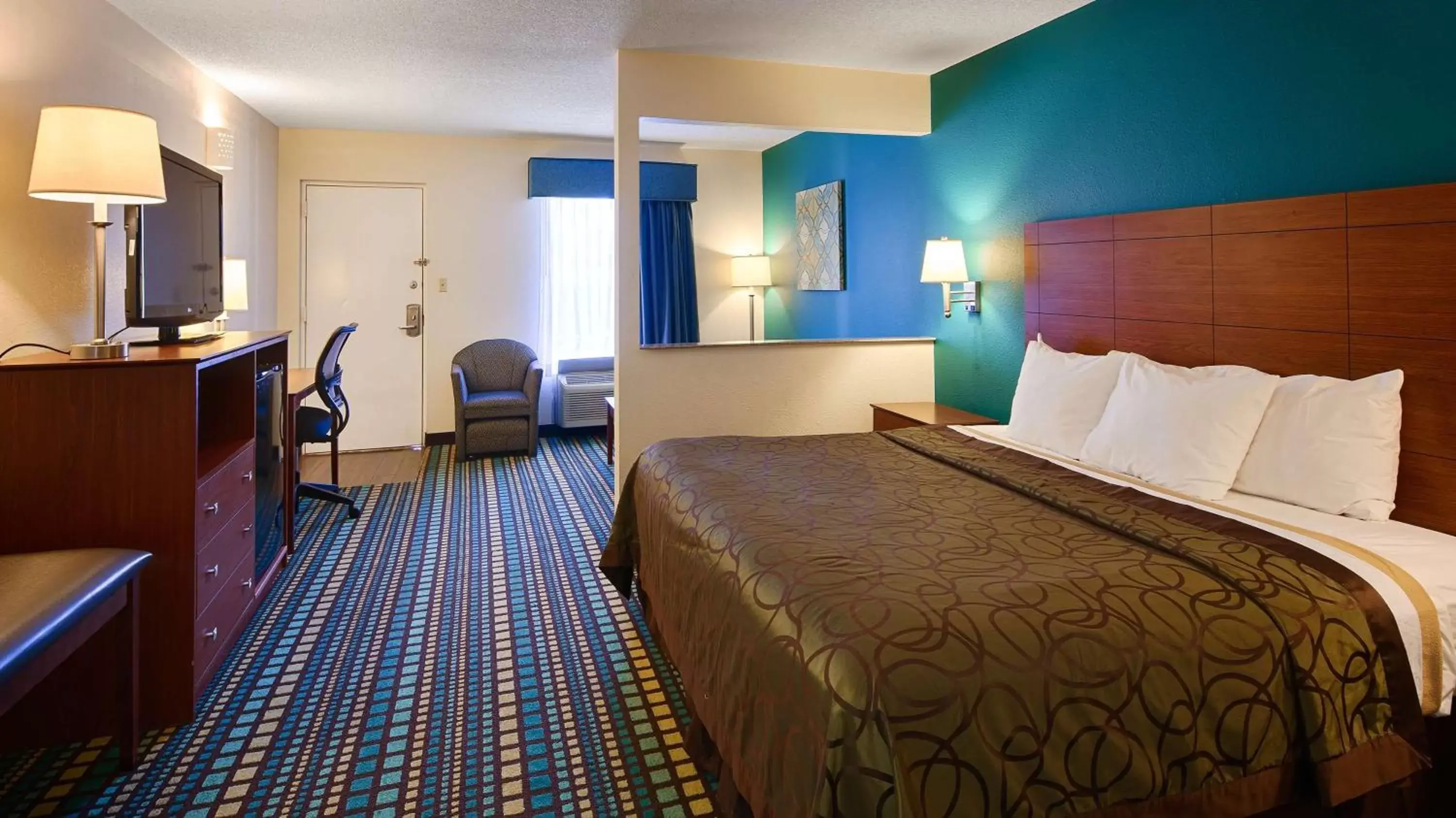 Photo of the whole room, Bed in Best Western Tallahassee Downtown Inn and Suites