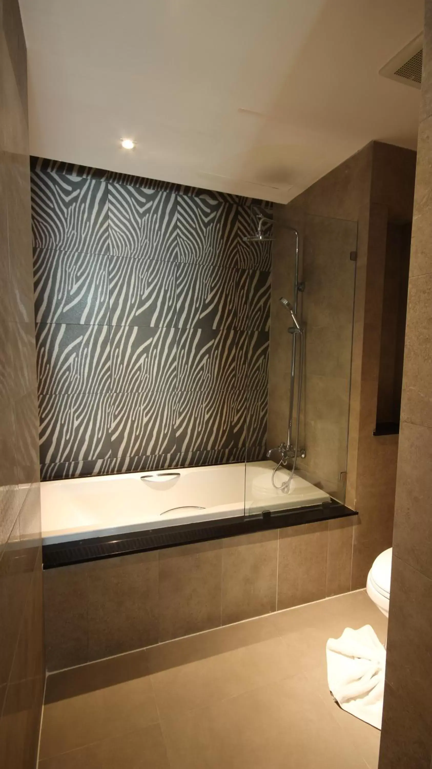 Bathroom in Season Five Hotel "SHA Certified"
