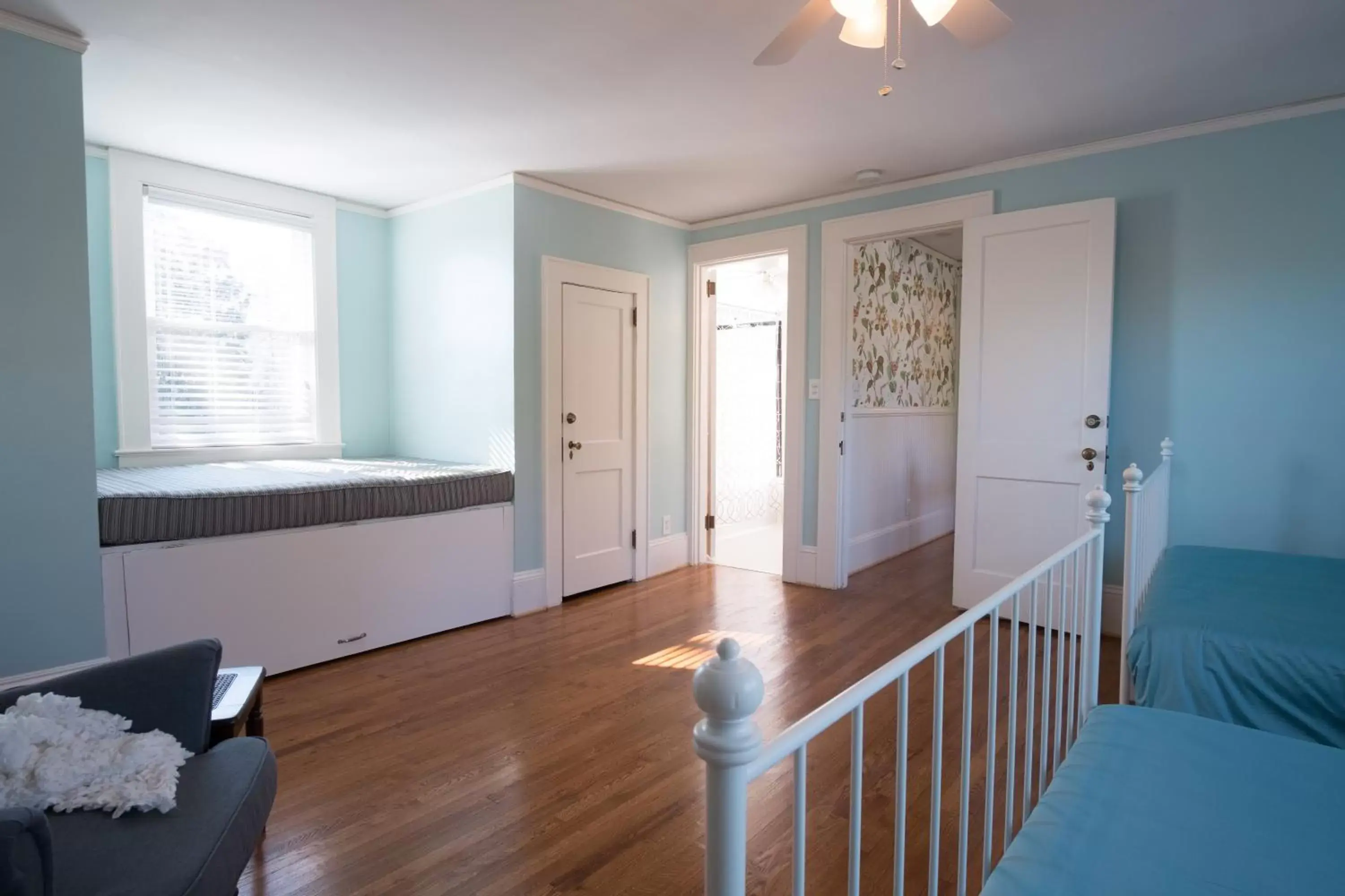 Double Room with Private Bathroom in Swamp Rabbit Inn Travelers Rest Double Room with Private Bathroom in Swamp Rabbit Inn Travelers Rest