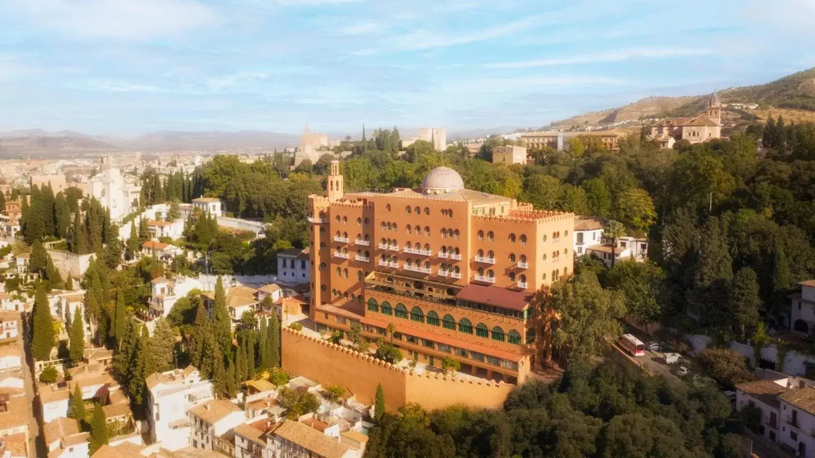 Property building, Bird's-eye View in Alhambra Palace Hotel