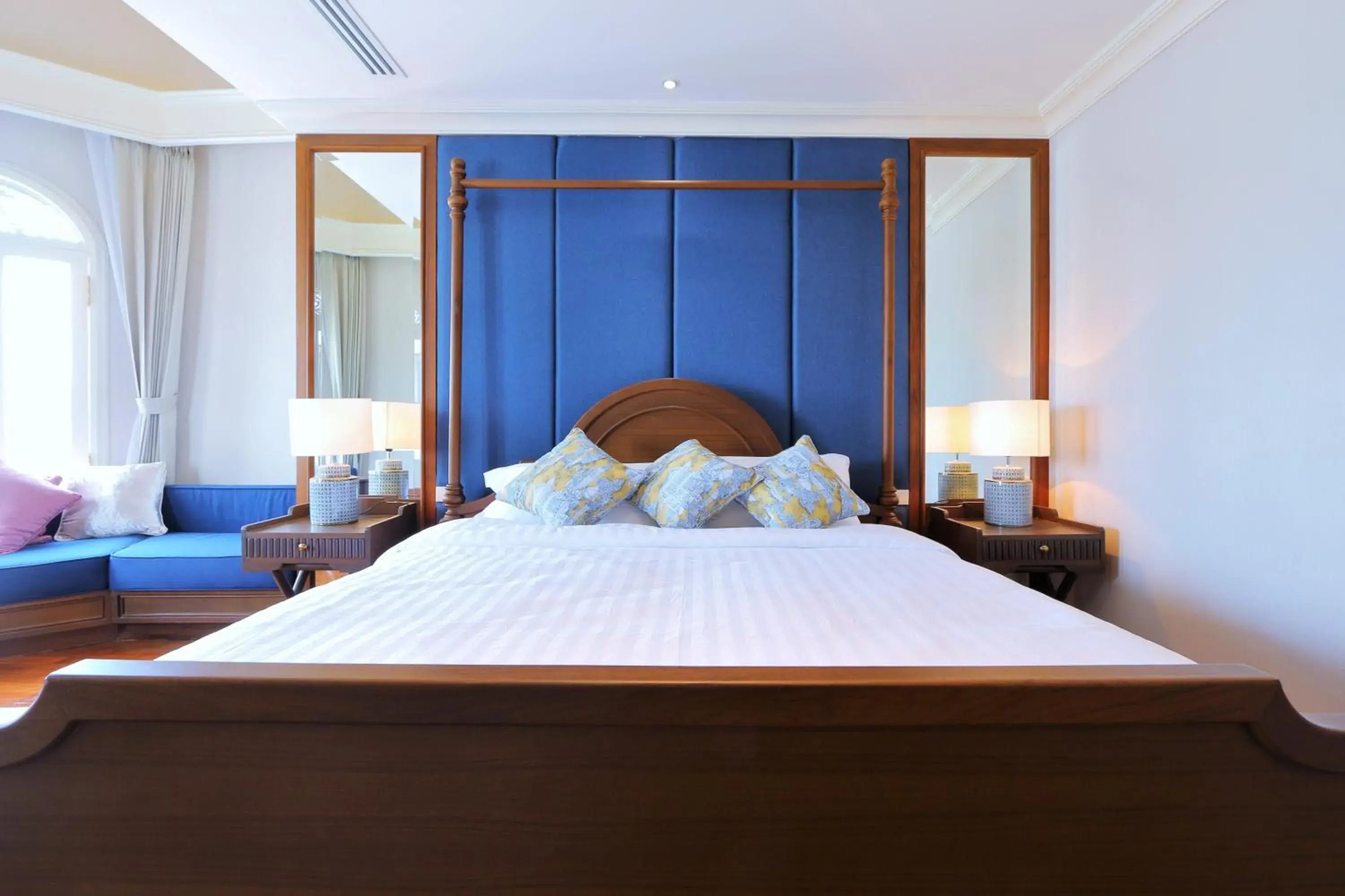 Bedroom, Bed in Hiranyakul House
