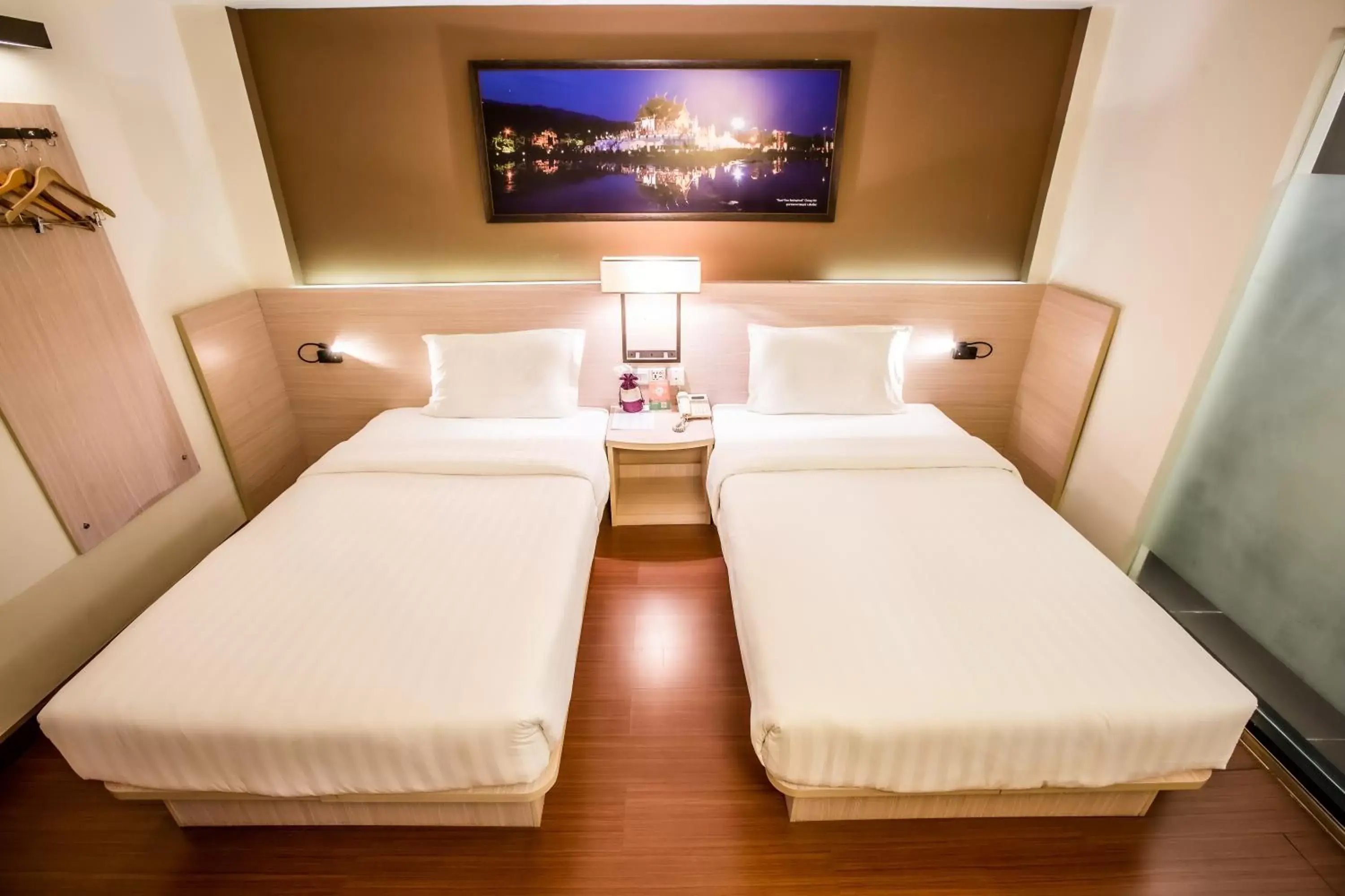 Bedroom, Bed in Chiang Roi 7 Days Inn