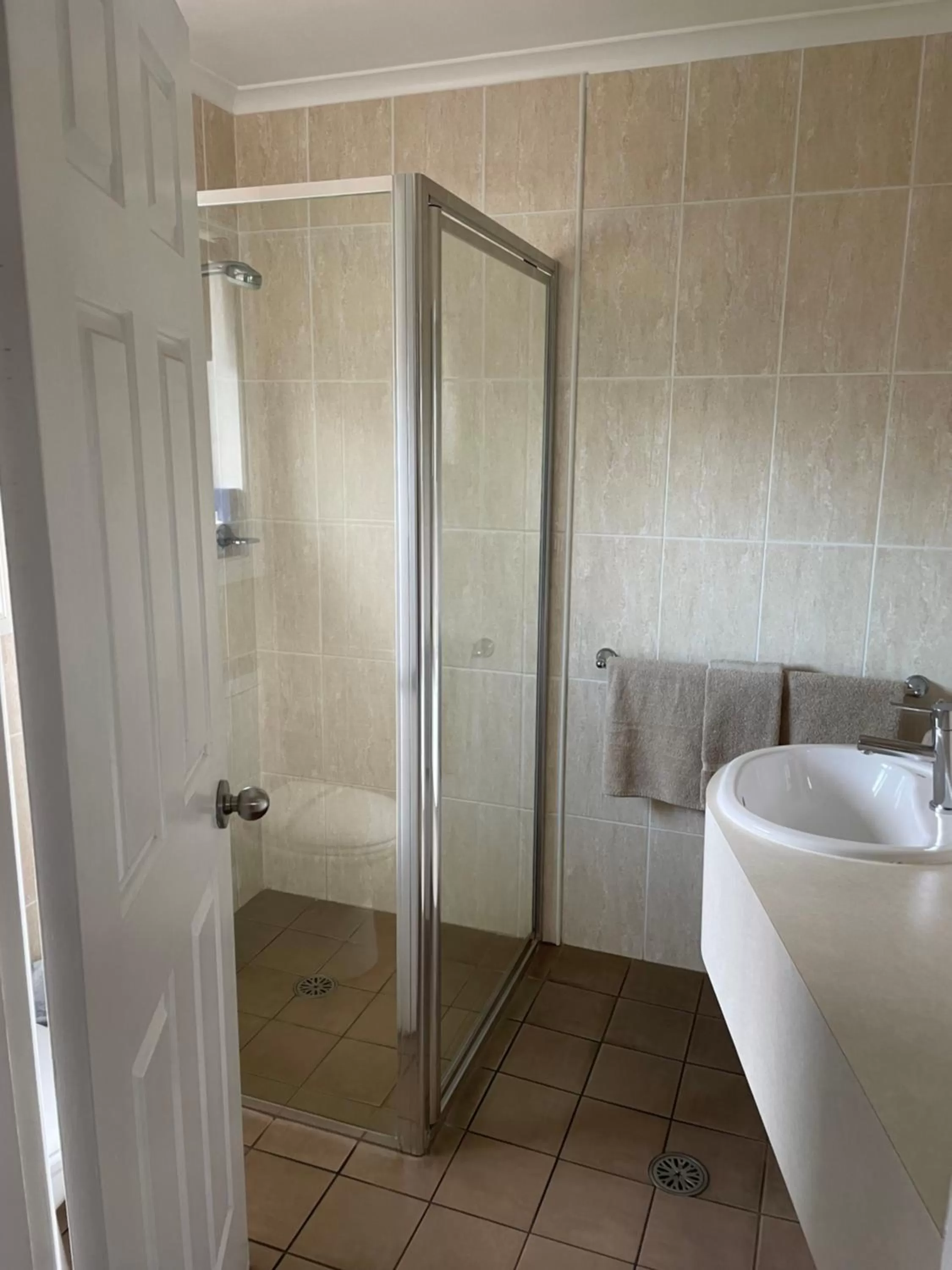 Cattlemans Country Motor Inn & Serviced Apartments