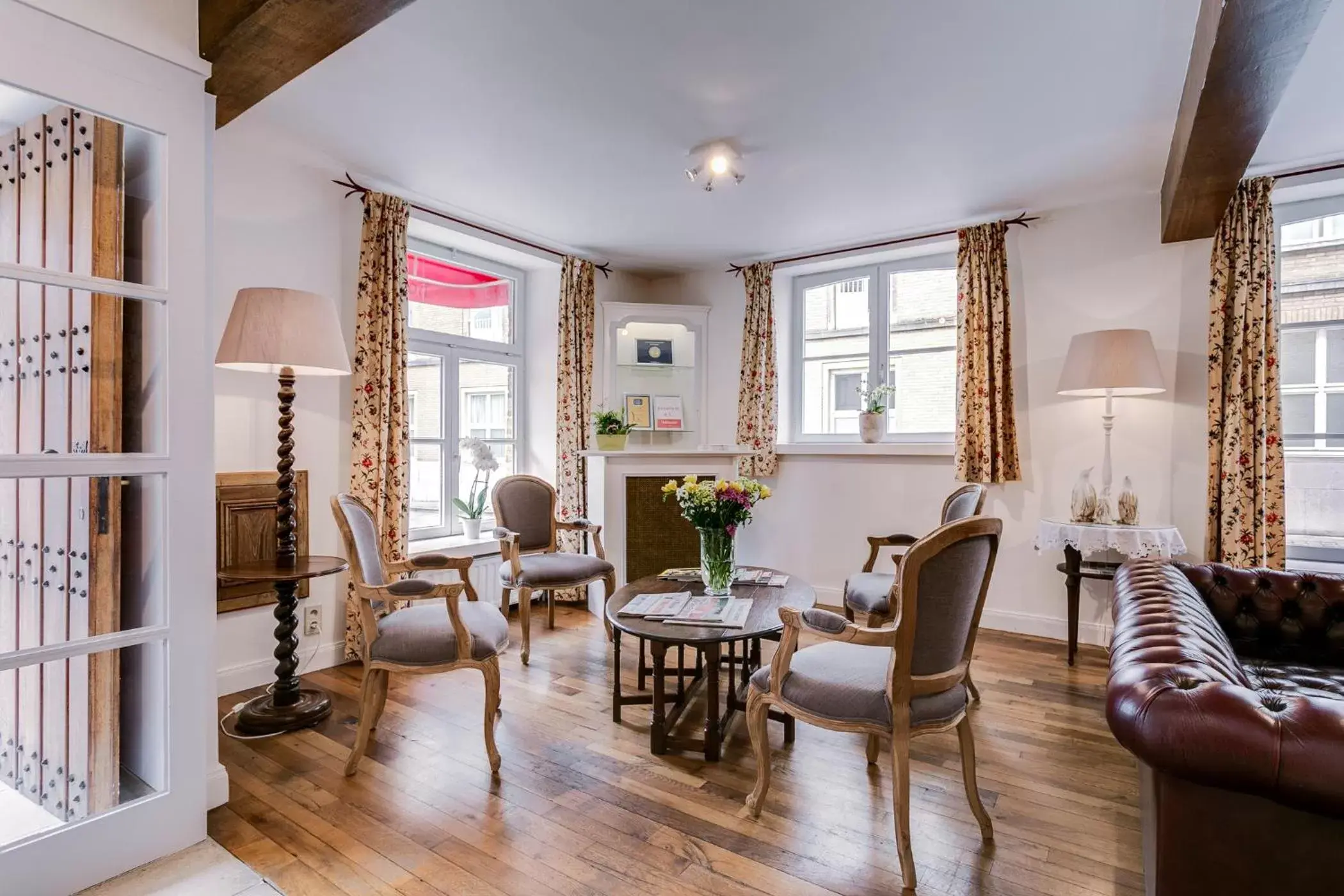 Lobby or reception in Hotel Bryghia Lobby or reception in Hotel Bryghia