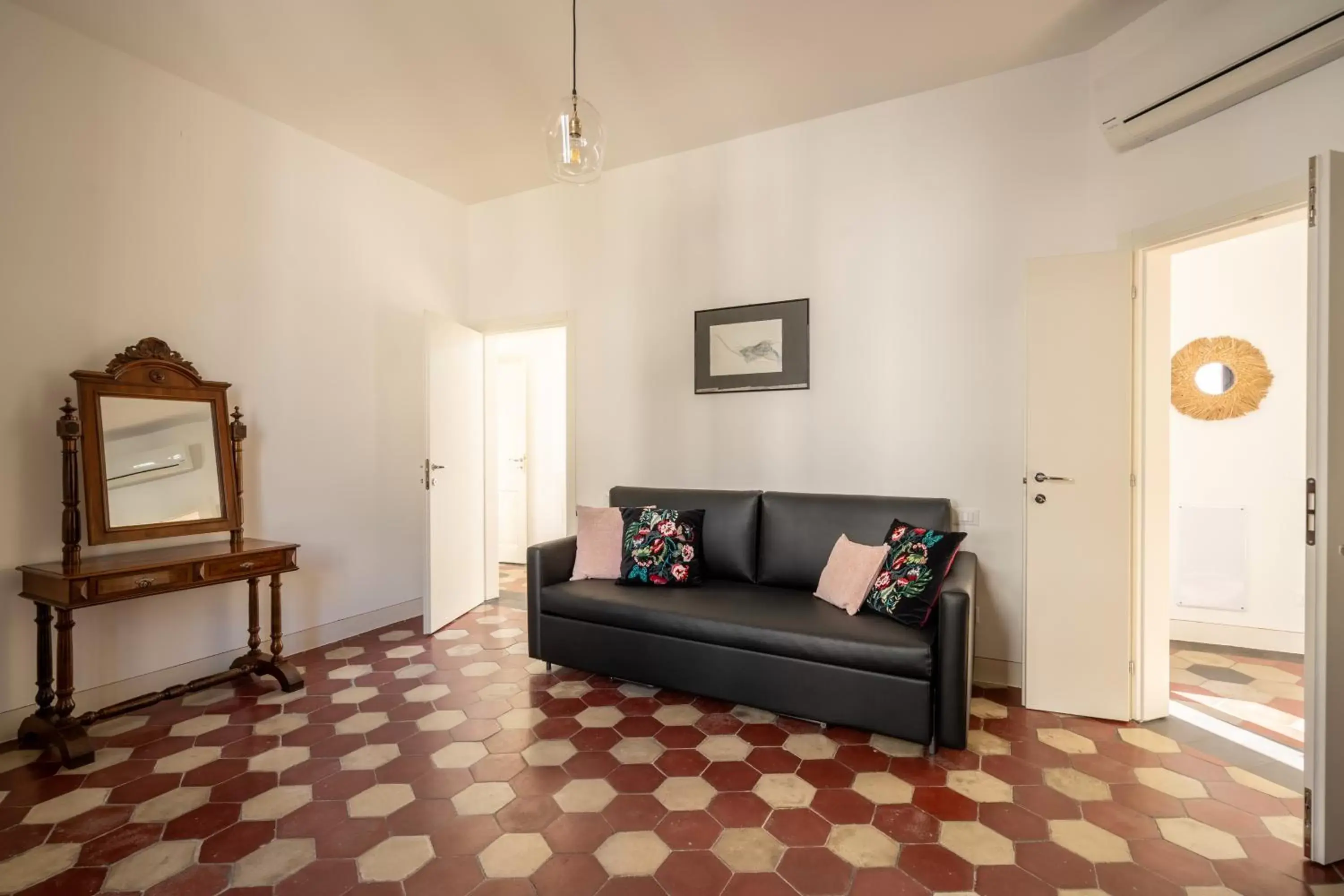 Seating Area in Hotel Select Suites & Spa - Apartments