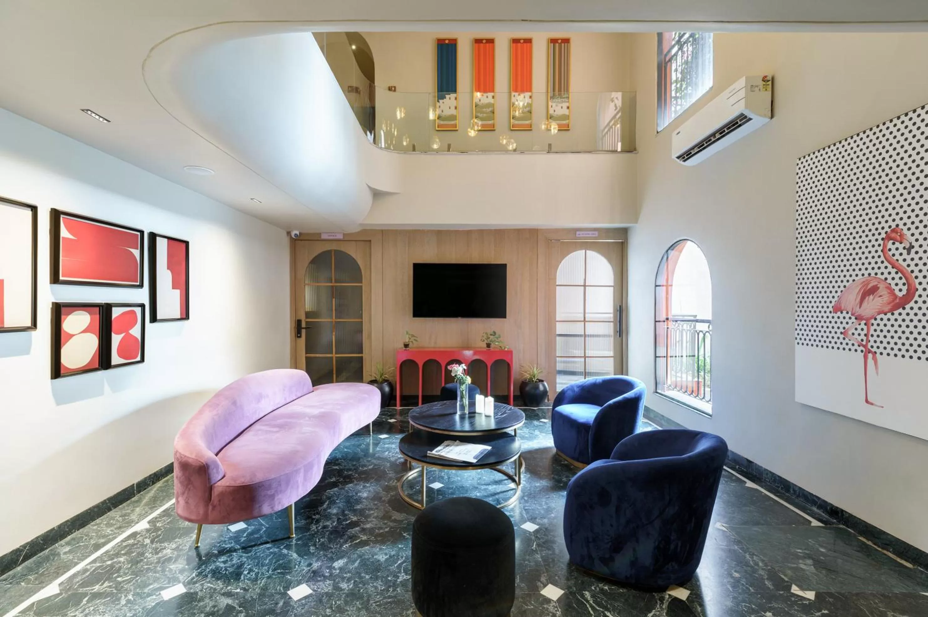 Communal lounge/ TV room in The Red Pier - My Downtown Hotels