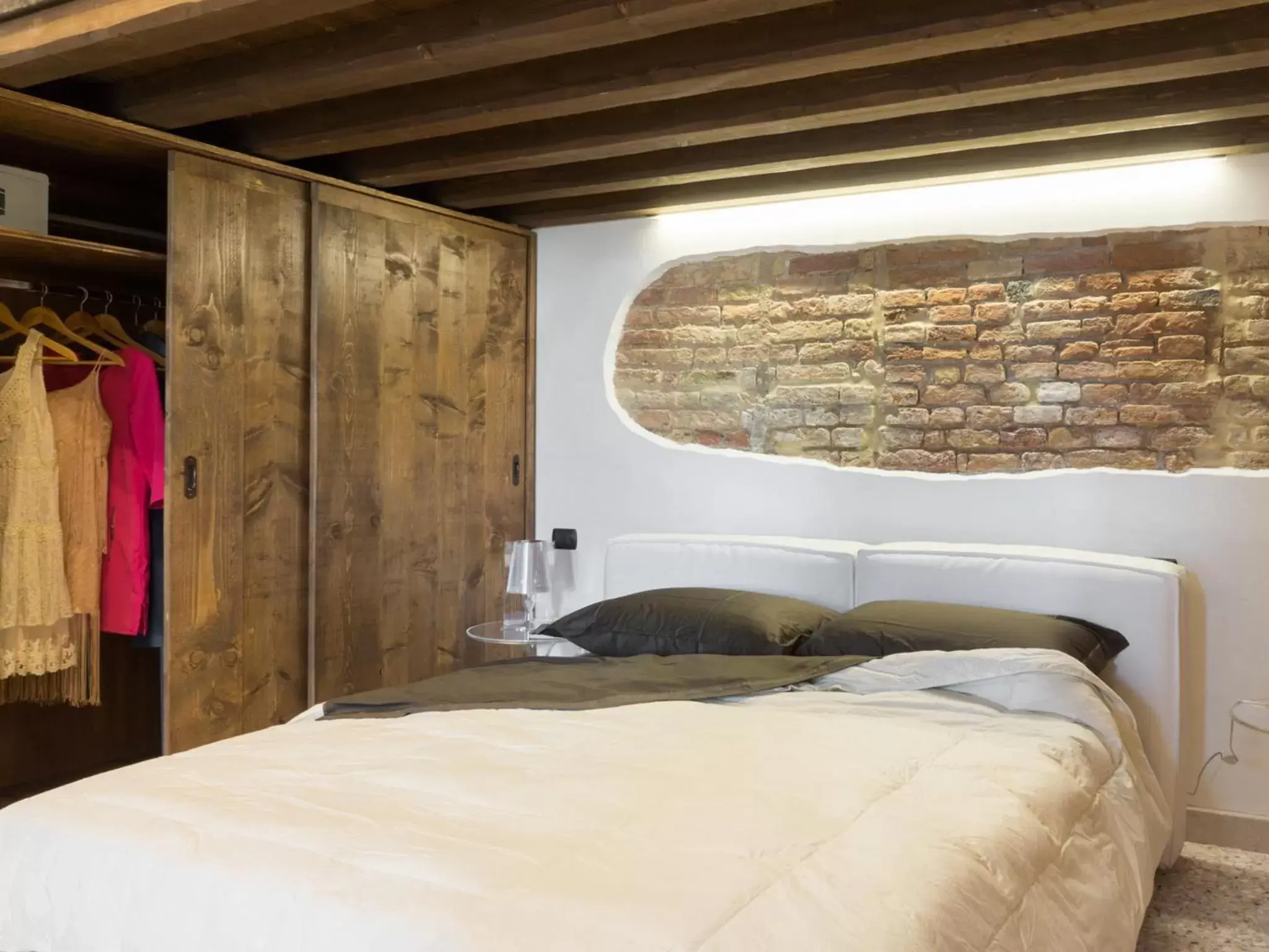 Bedroom, Bed in Residence Le Bugne