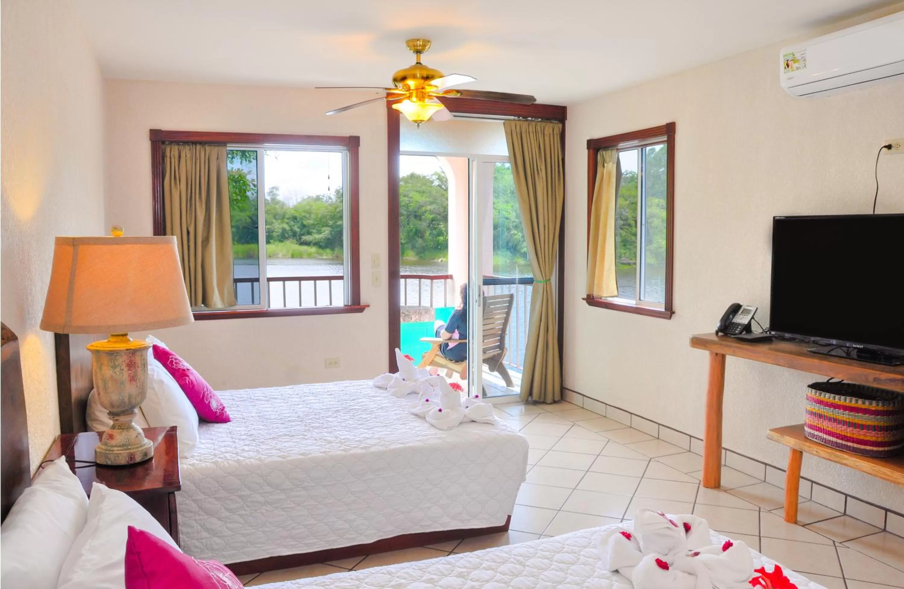 Other, Bed in Lamanai Hotel & Marina