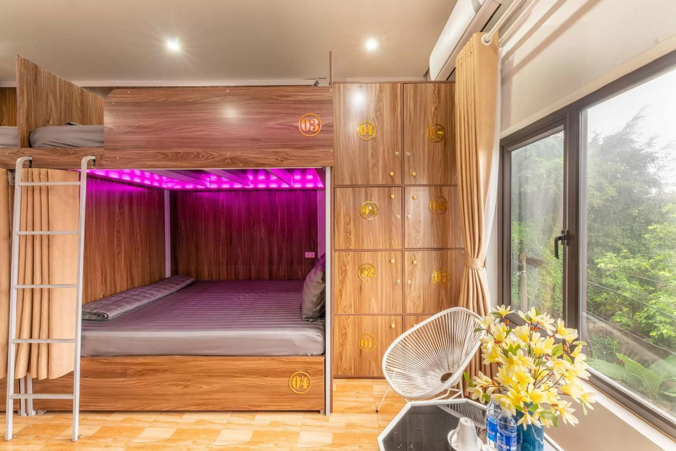 Bed in TAM COC SUNSHINE HOTEL