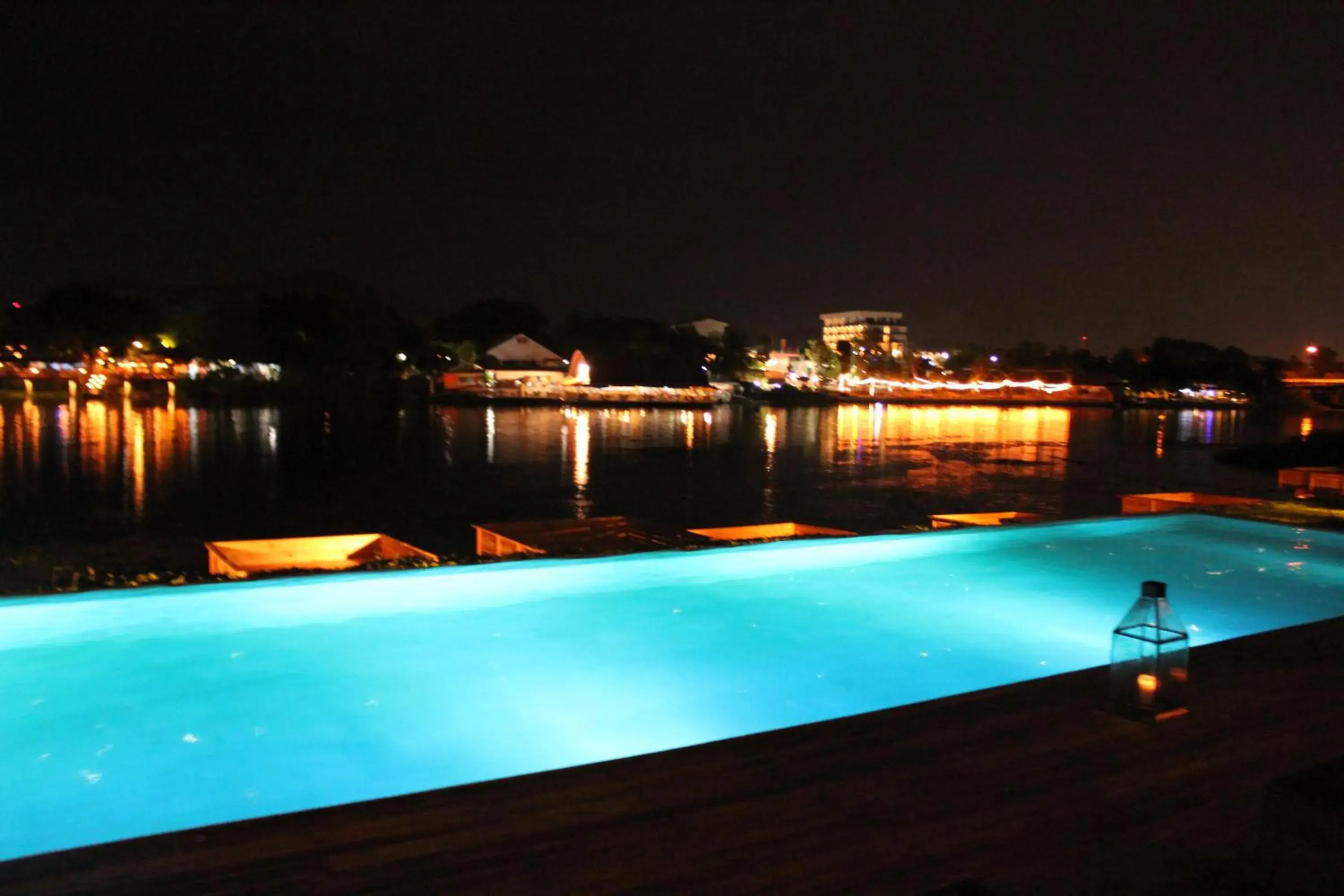 Pool view, Swimming Pool in The Glory River Kwai Hotel