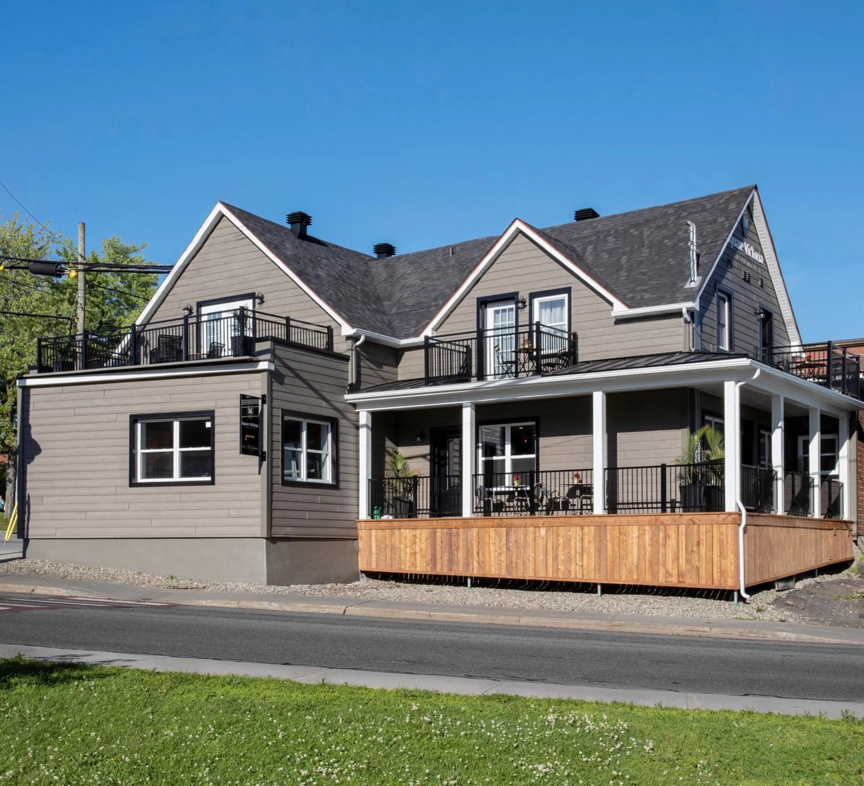 Square Victoria Maison Hôtelière