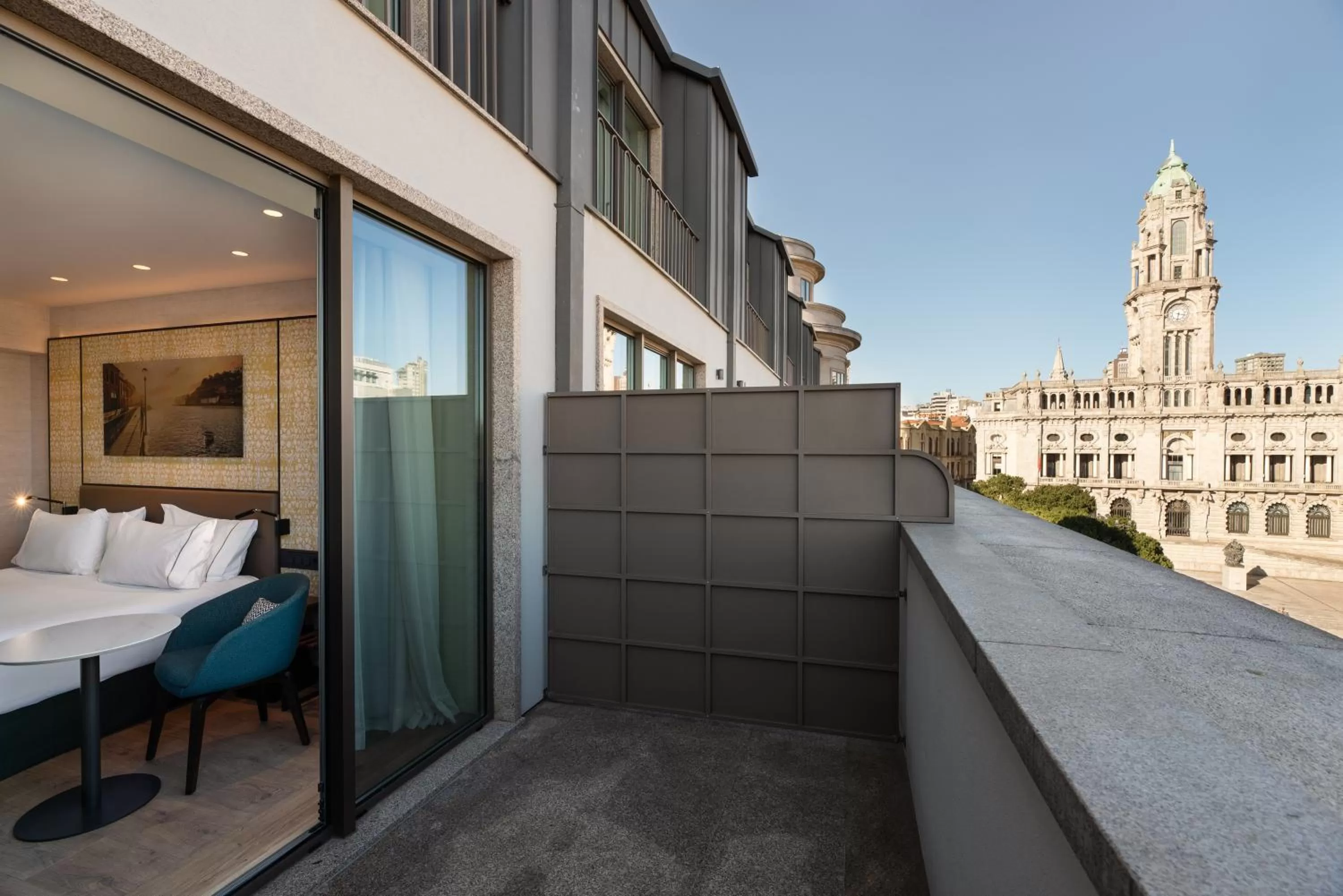 Balcony/Terrace in Eurostars Aliados