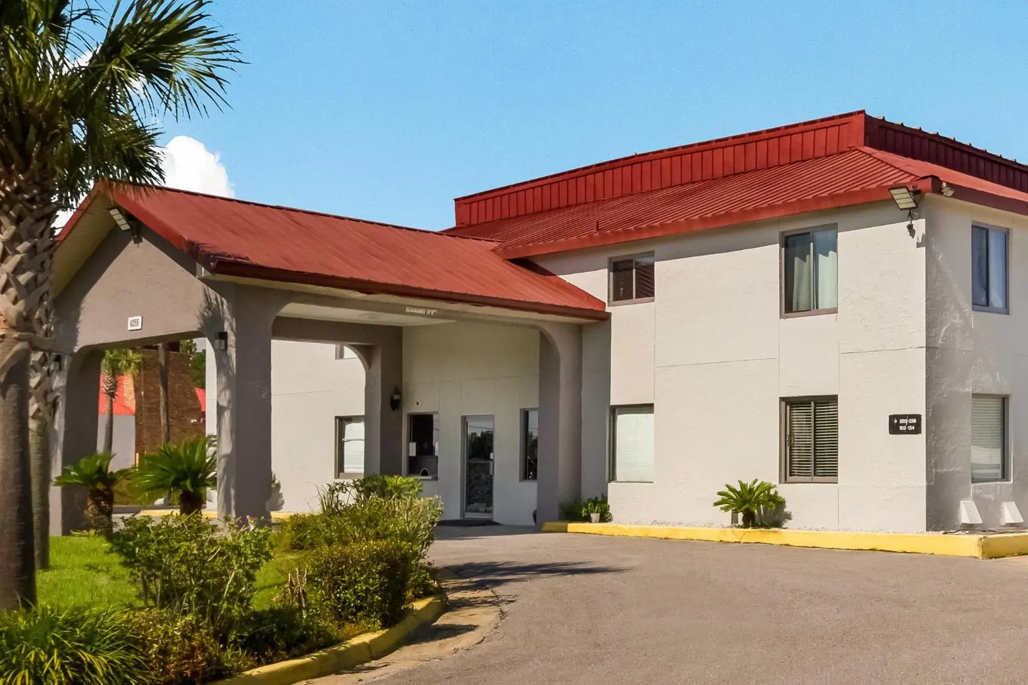 Property Building in Red Roof Inn Crestview