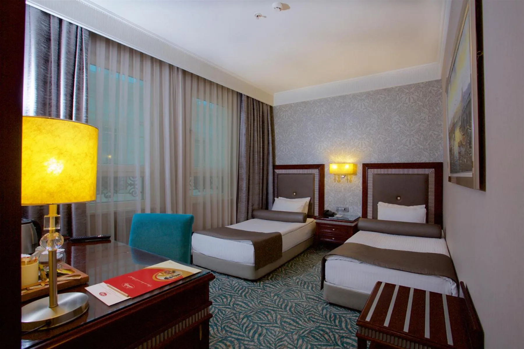 Bed in Emporium Hotel