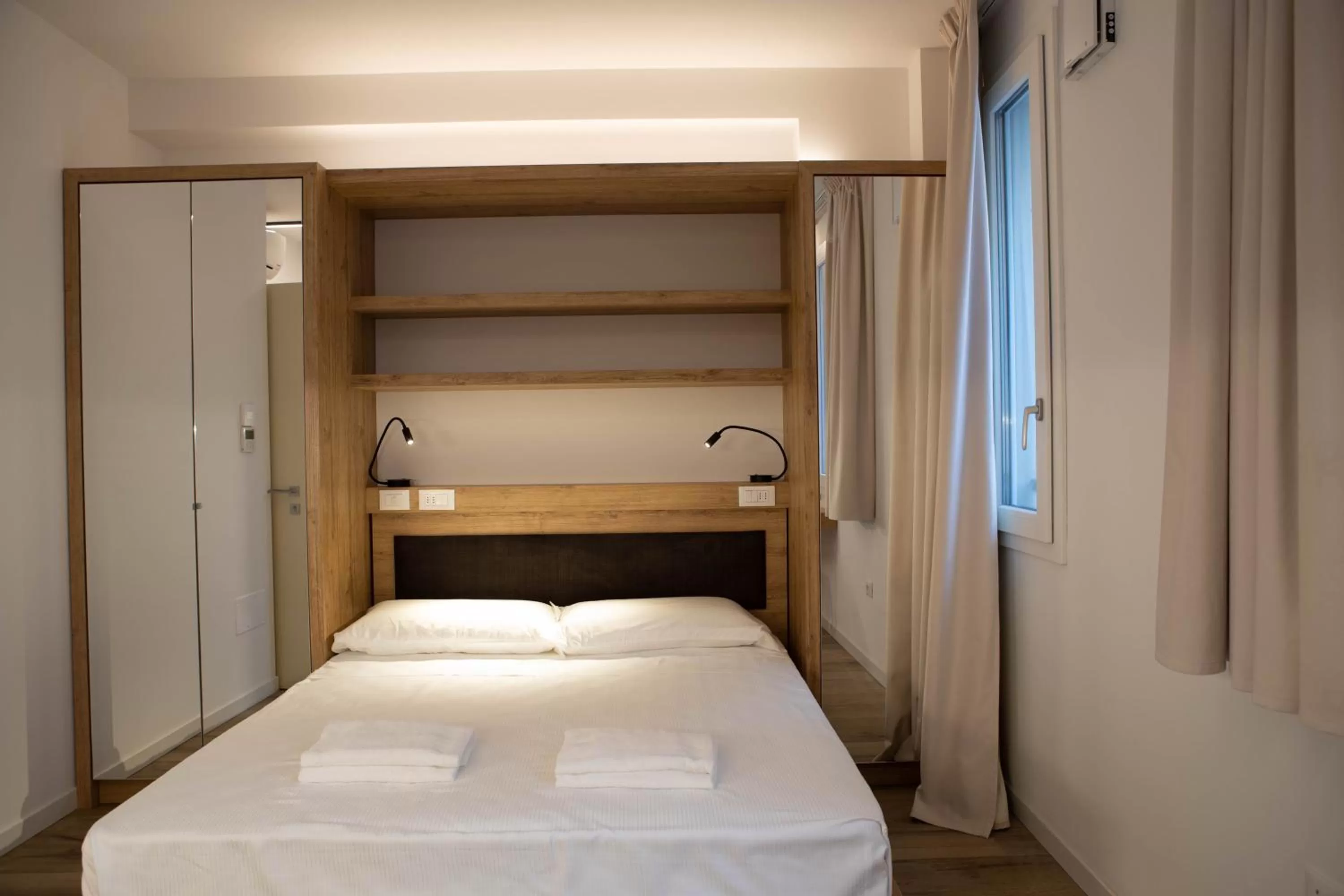 Bedroom, Bed in Vespasiani Suites