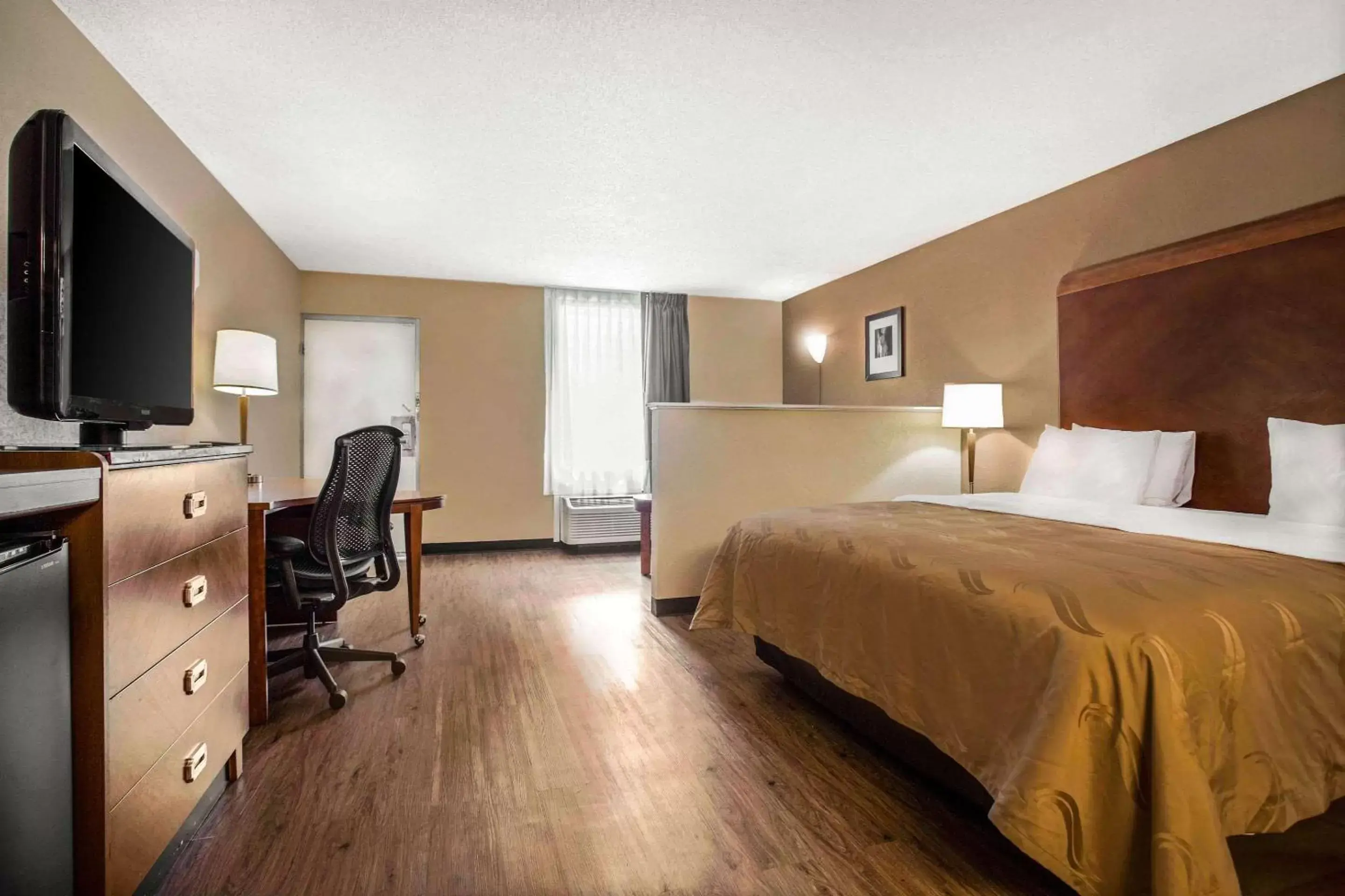 Photo of the whole room in Quality Inn & Suites University Area