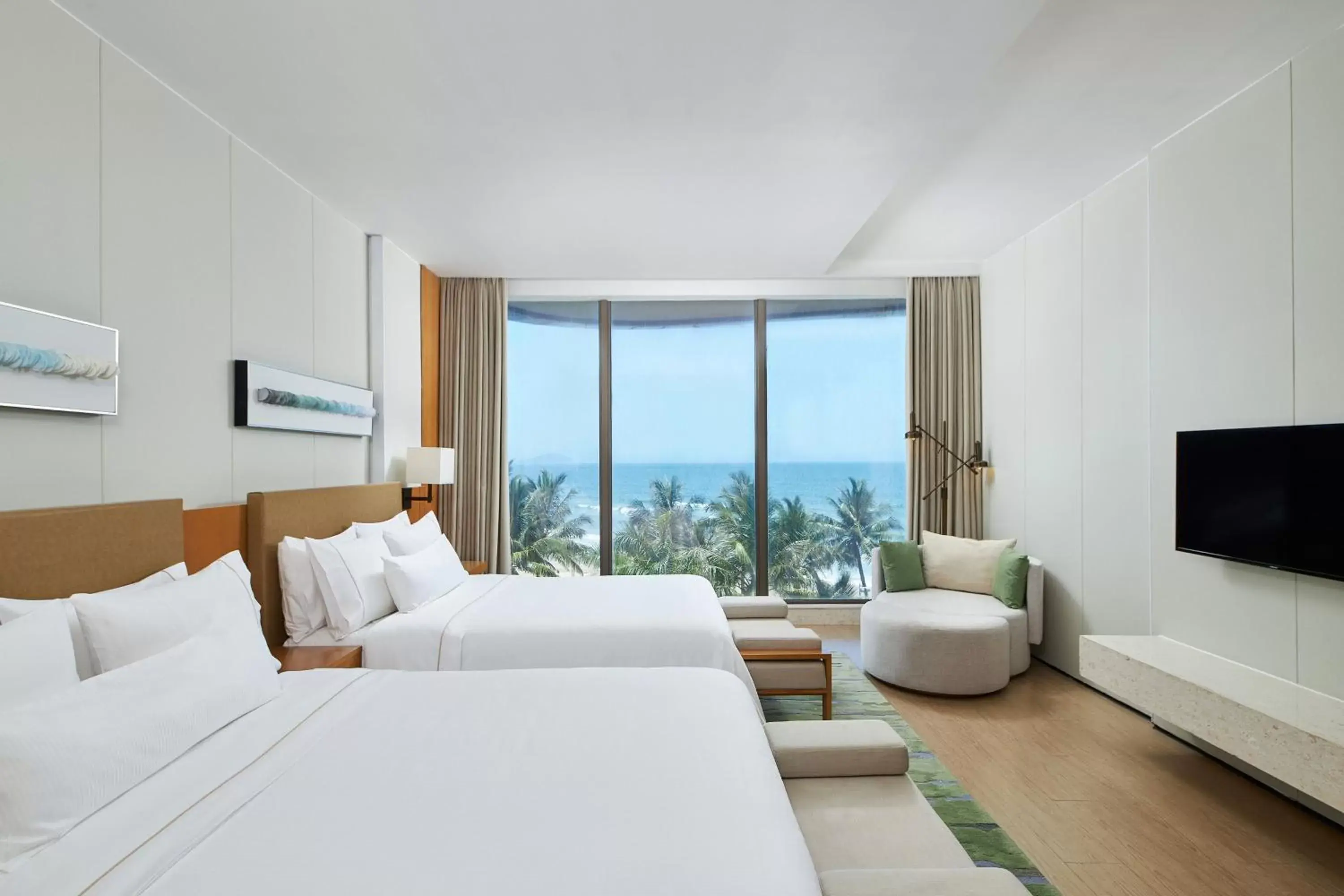 Bedroom in The Westin Shimei Bay Resort