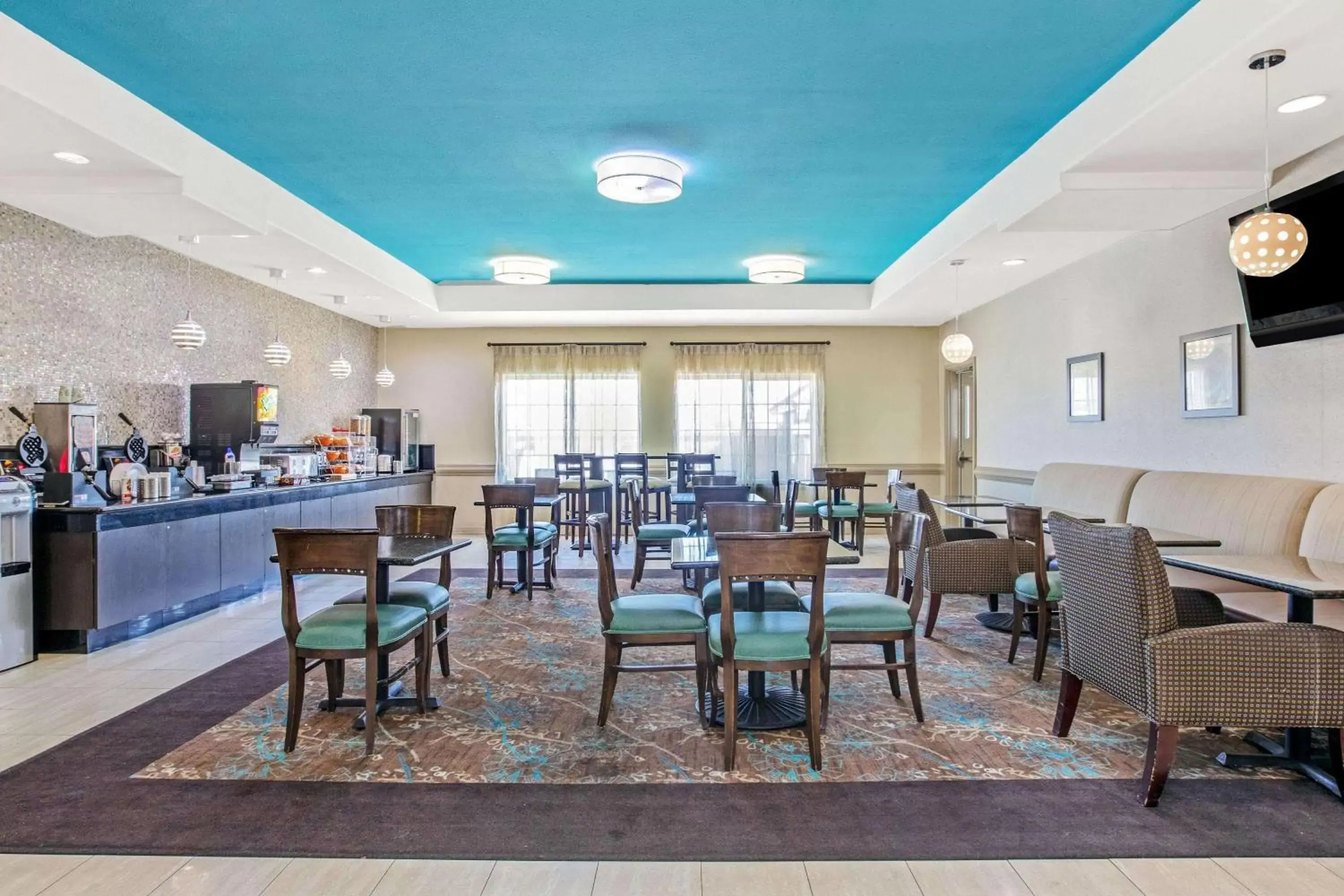 Restaurant/Places to Eat in La Quinta by Wyndham Corpus Christi Airport