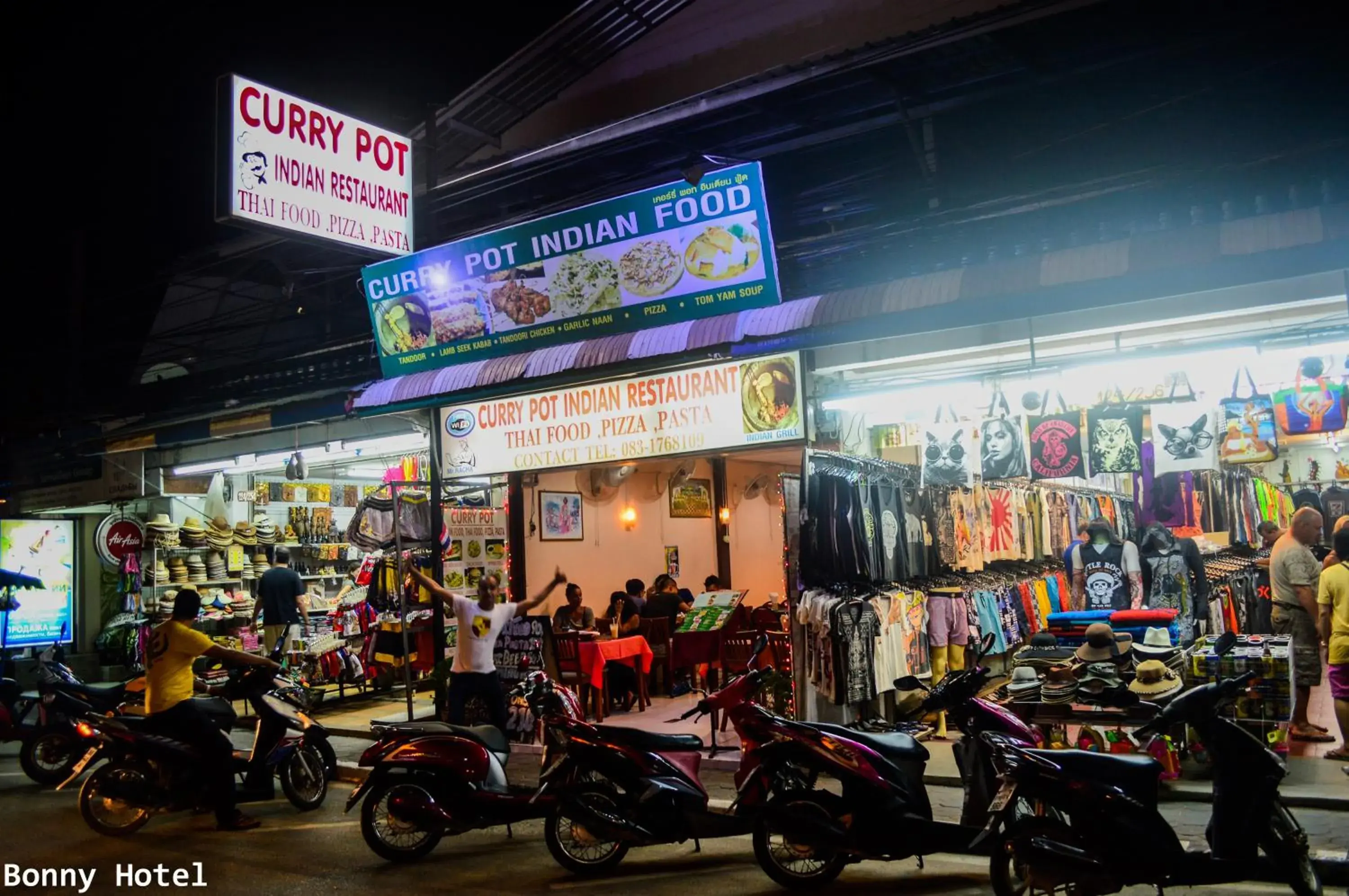 Restaurant/places to eat in Bonny Hotel 4 Floors No Elevator Restaurant/places to eat in Bonny Hotel 4 Floors No Elevator