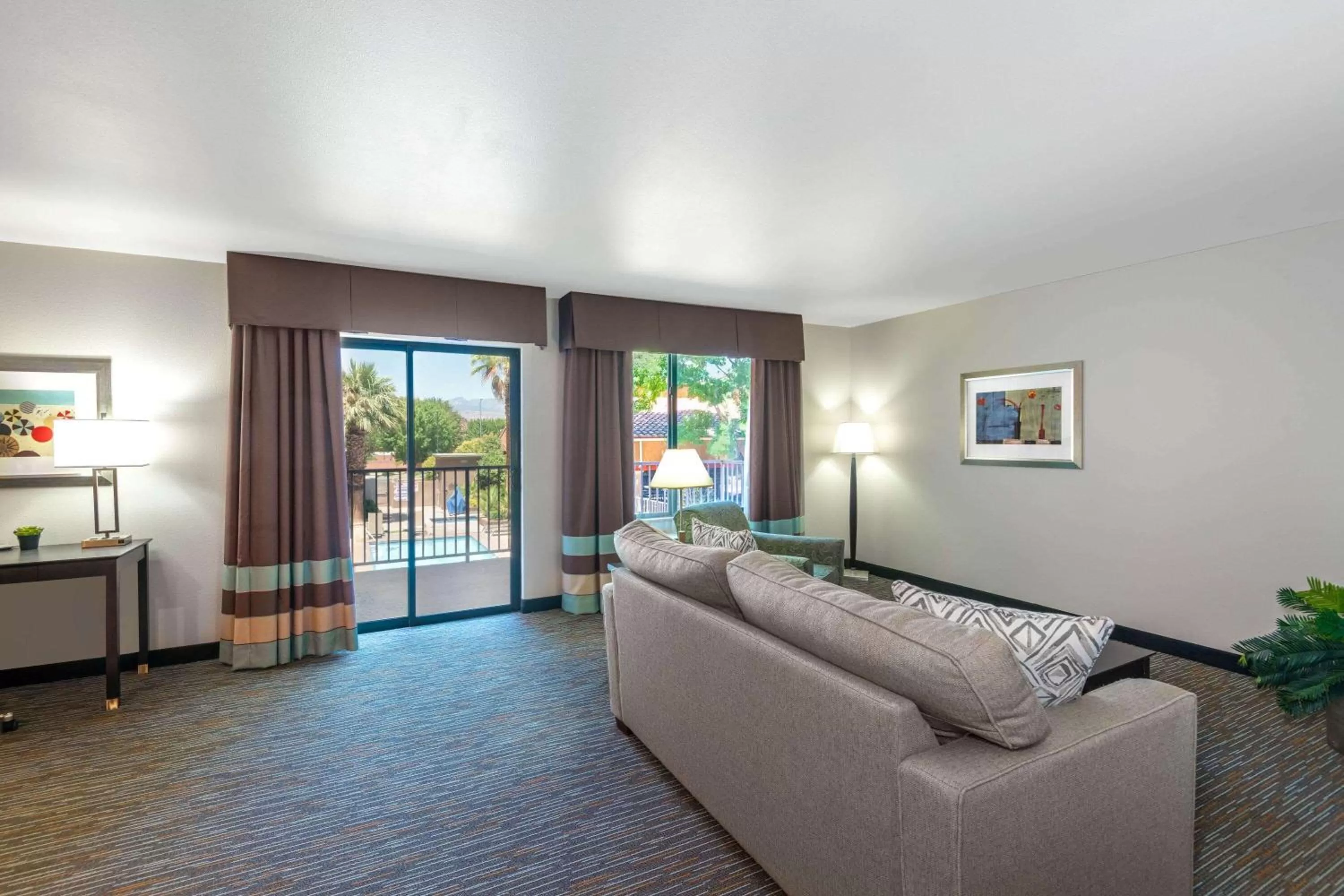 Photo of the whole room in Wingate by Wyndham - St. George