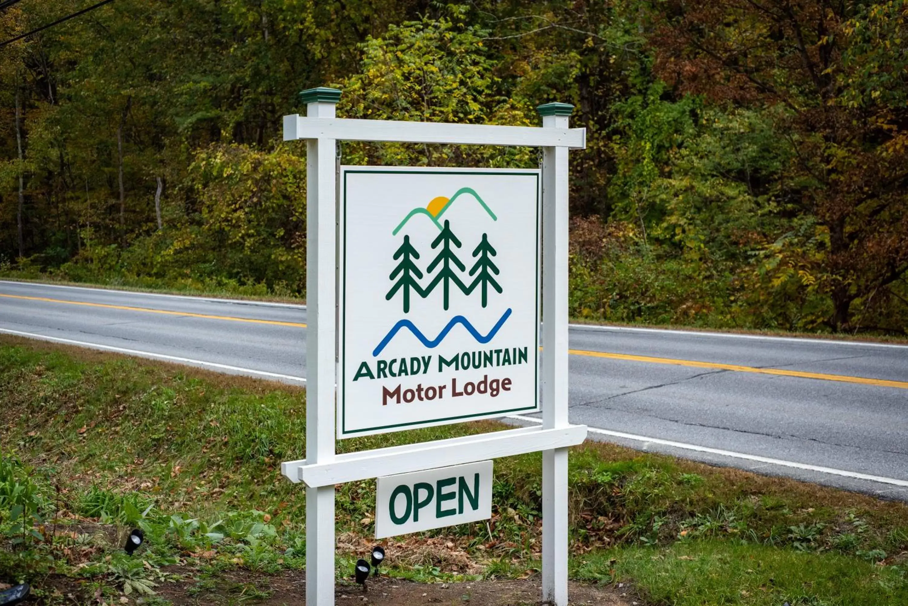 Property Logo/Sign in Arcady Mountain Motor Lodge