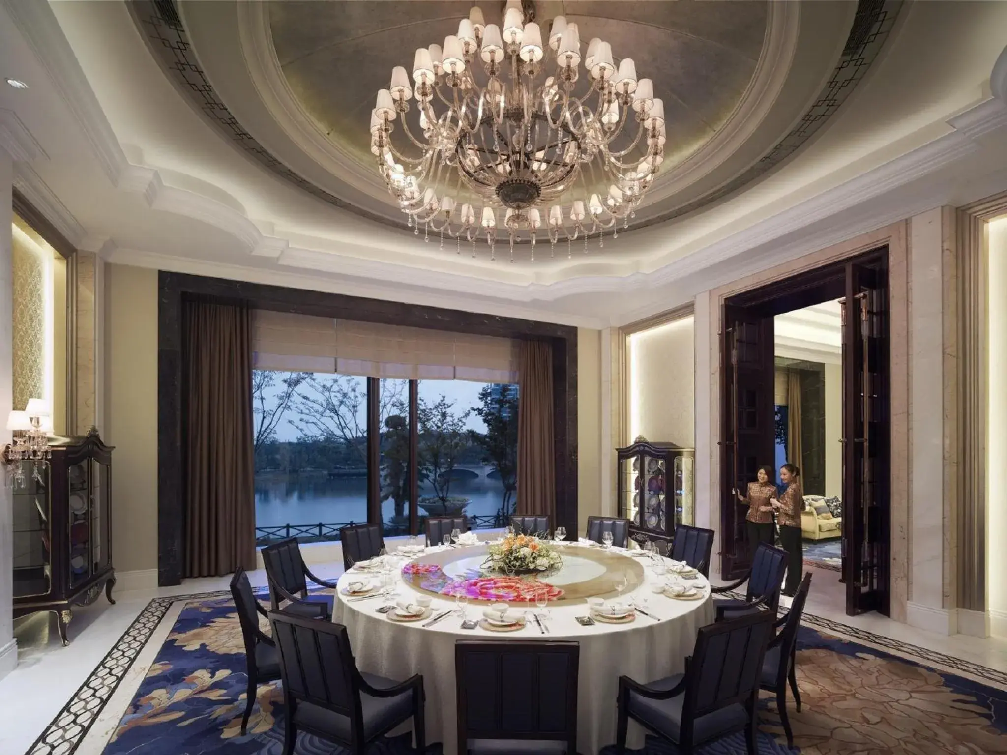 Restaurant/places to eat in Intercontinental Changzhou