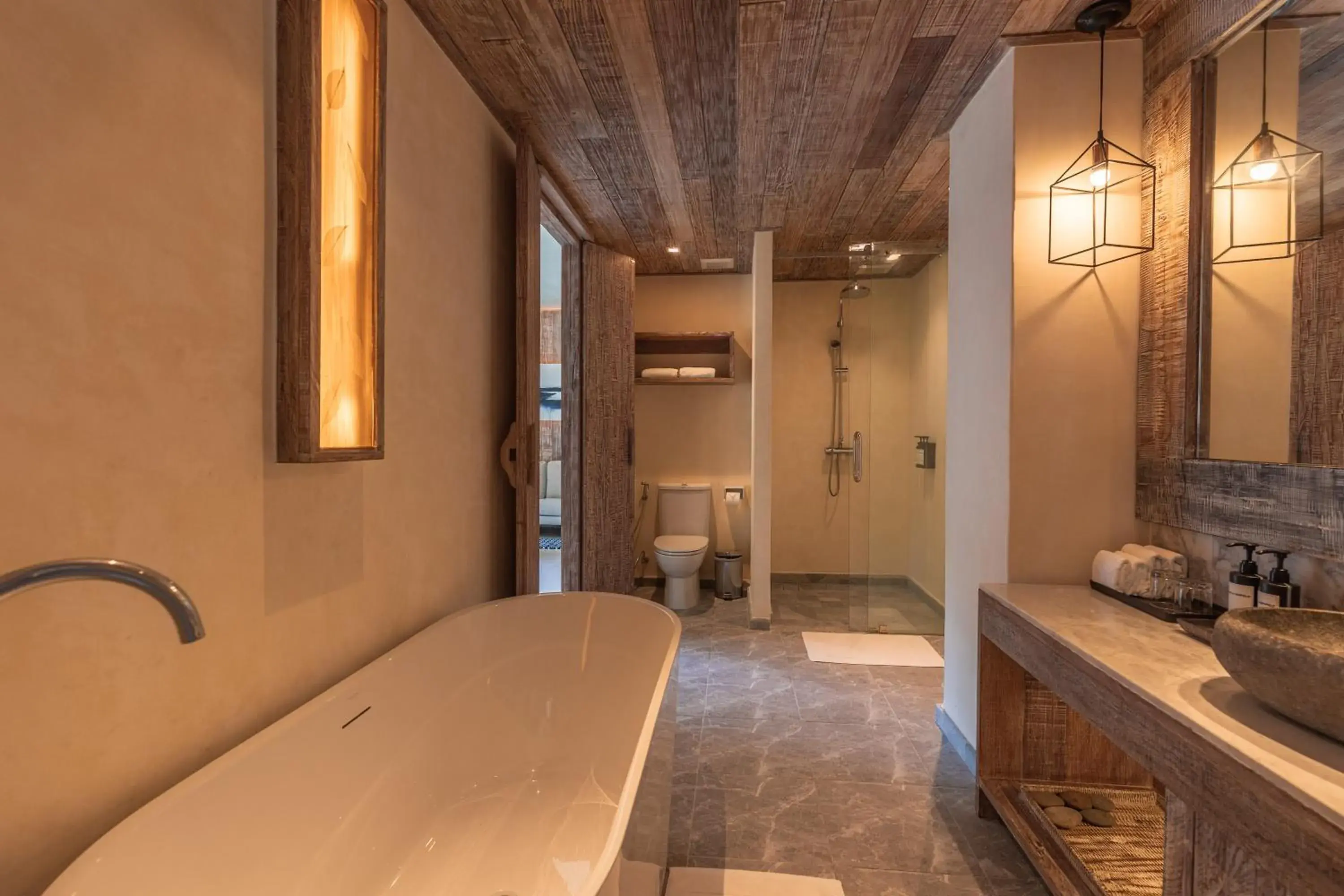 Bathroom in Dinso Resort & Villas Phuket an IHG Hotel