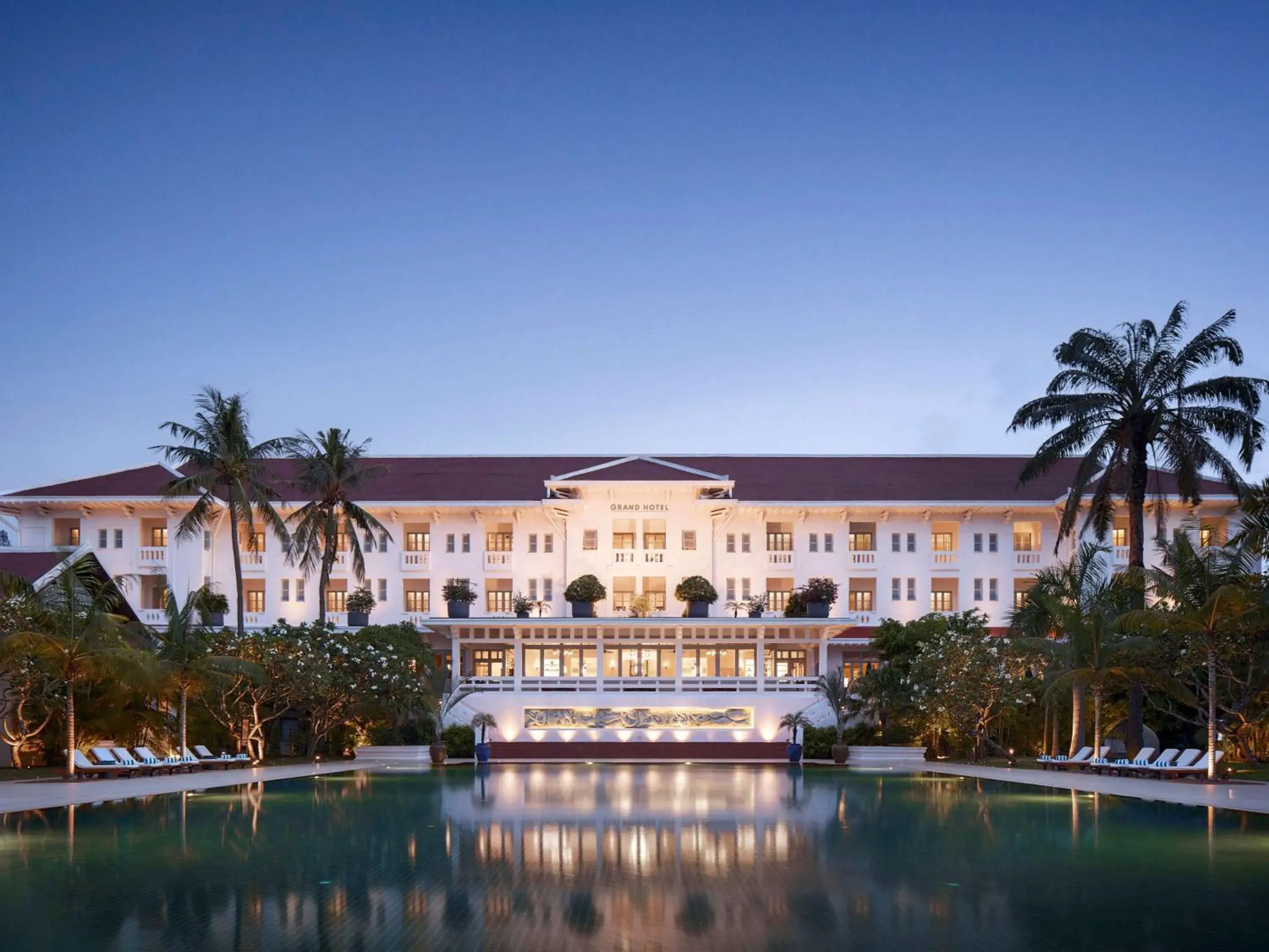 Pool view, Swimming Pool in Raffles Grand Hotel d'Angkor