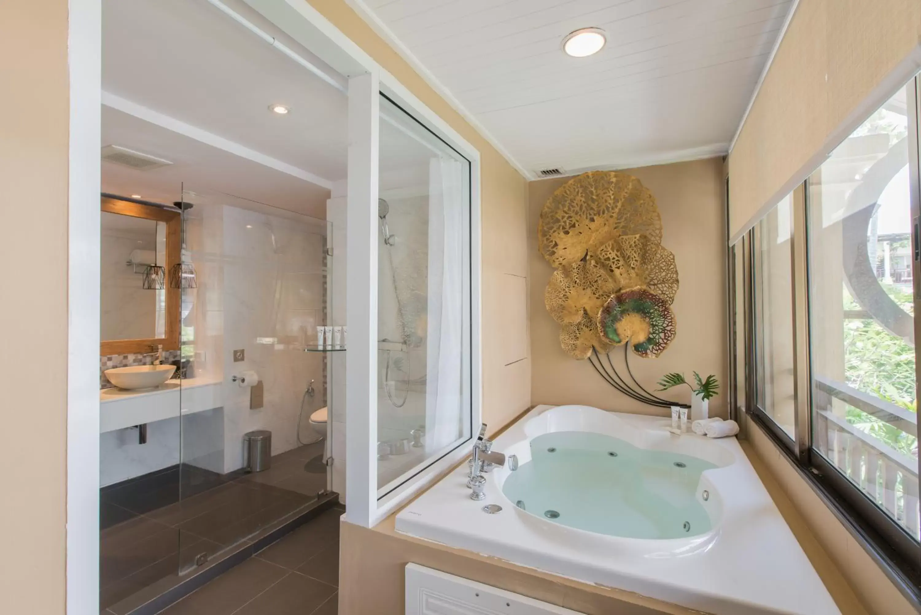 Hot Tub, Bathroom in Burasari Phuket Resort & Spa - SHA Extra Plus