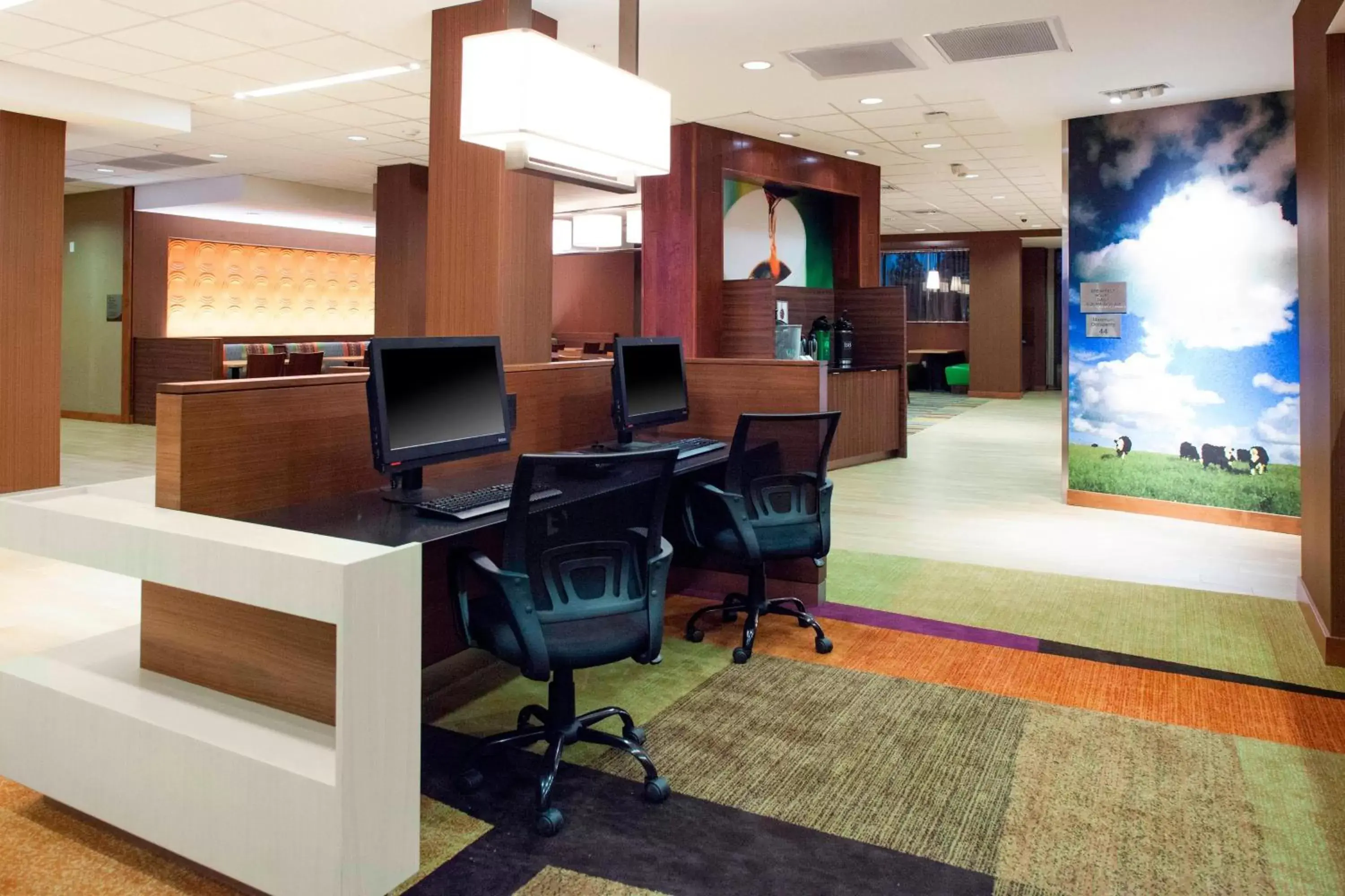 Business facilities in Fairfield Inn & Suites by Marriott Flagstaff East