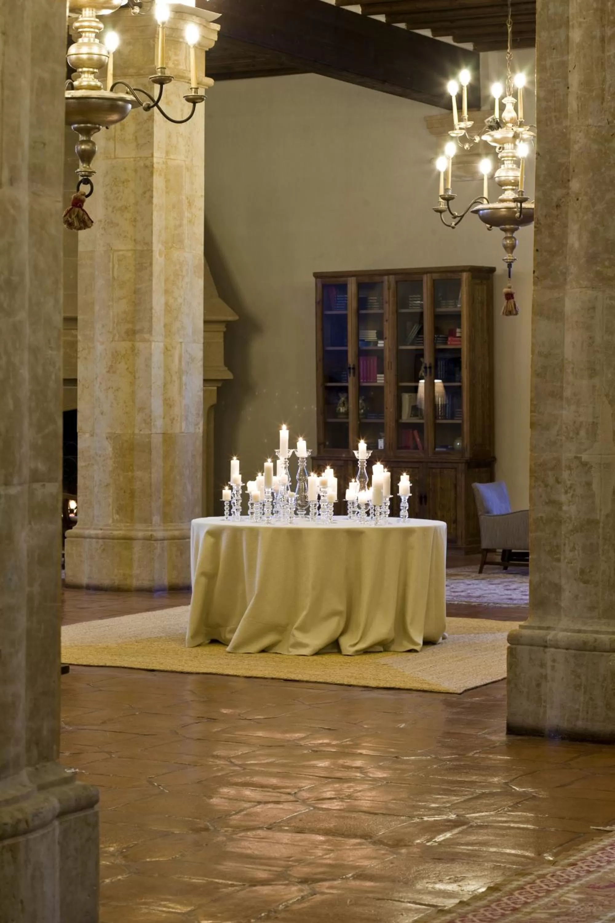 Communal lounge/ TV room in Parador de Siguenza