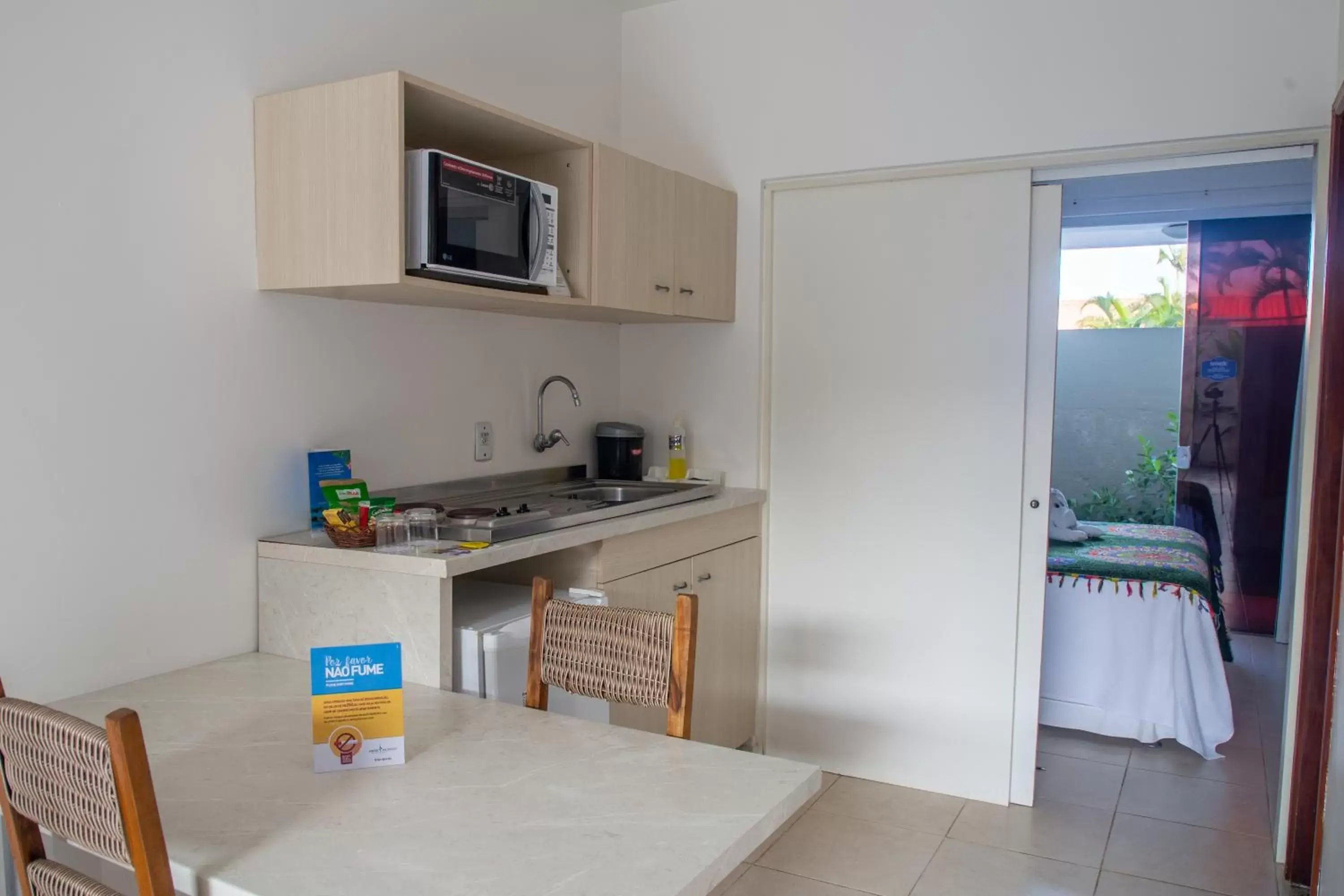 Kitchen or kitchenette, Kitchen/Kitchenette in Jardim Atlântico Beach Resort