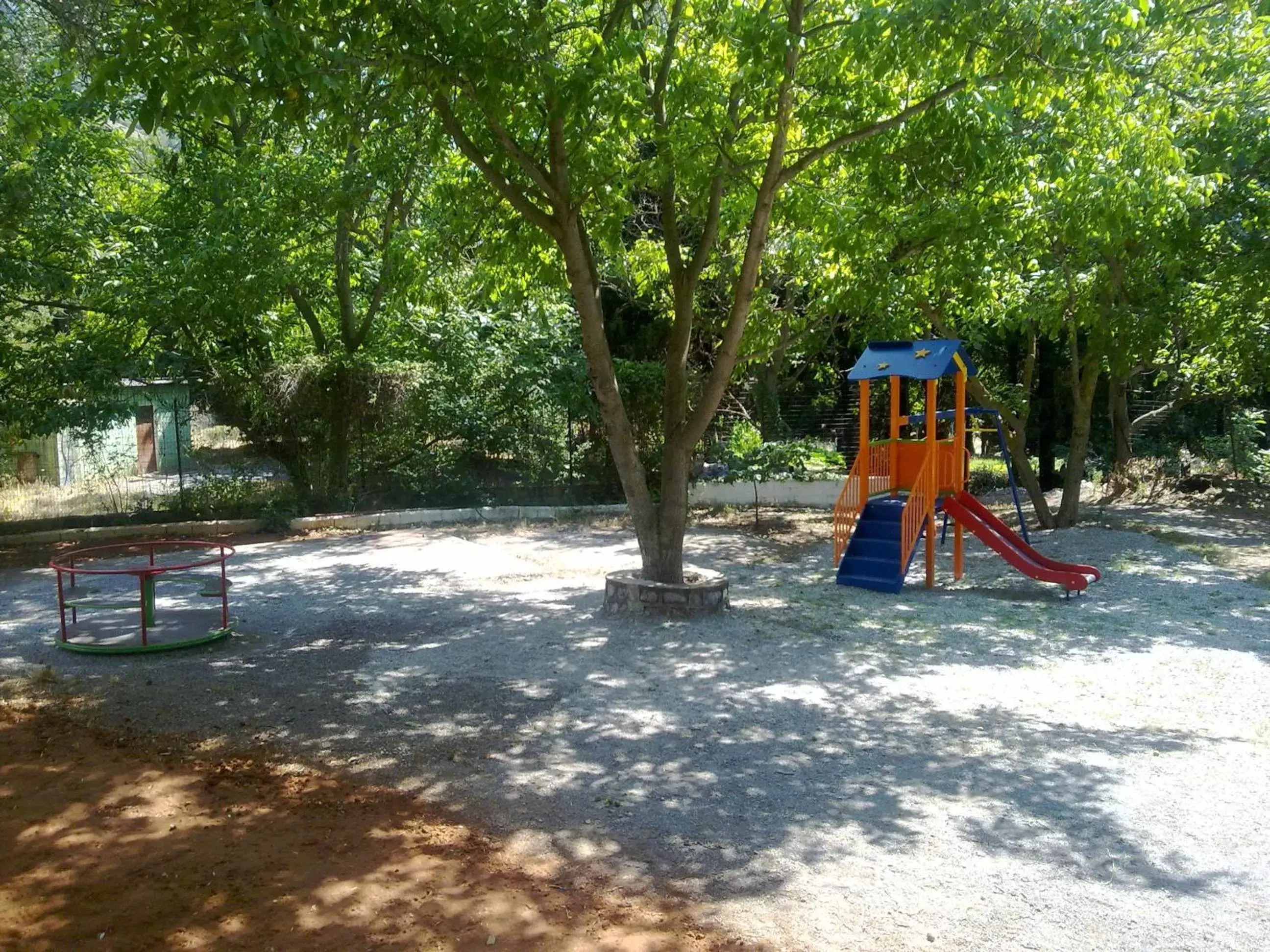 Garden, Children's Play Area in Hani Zemenou