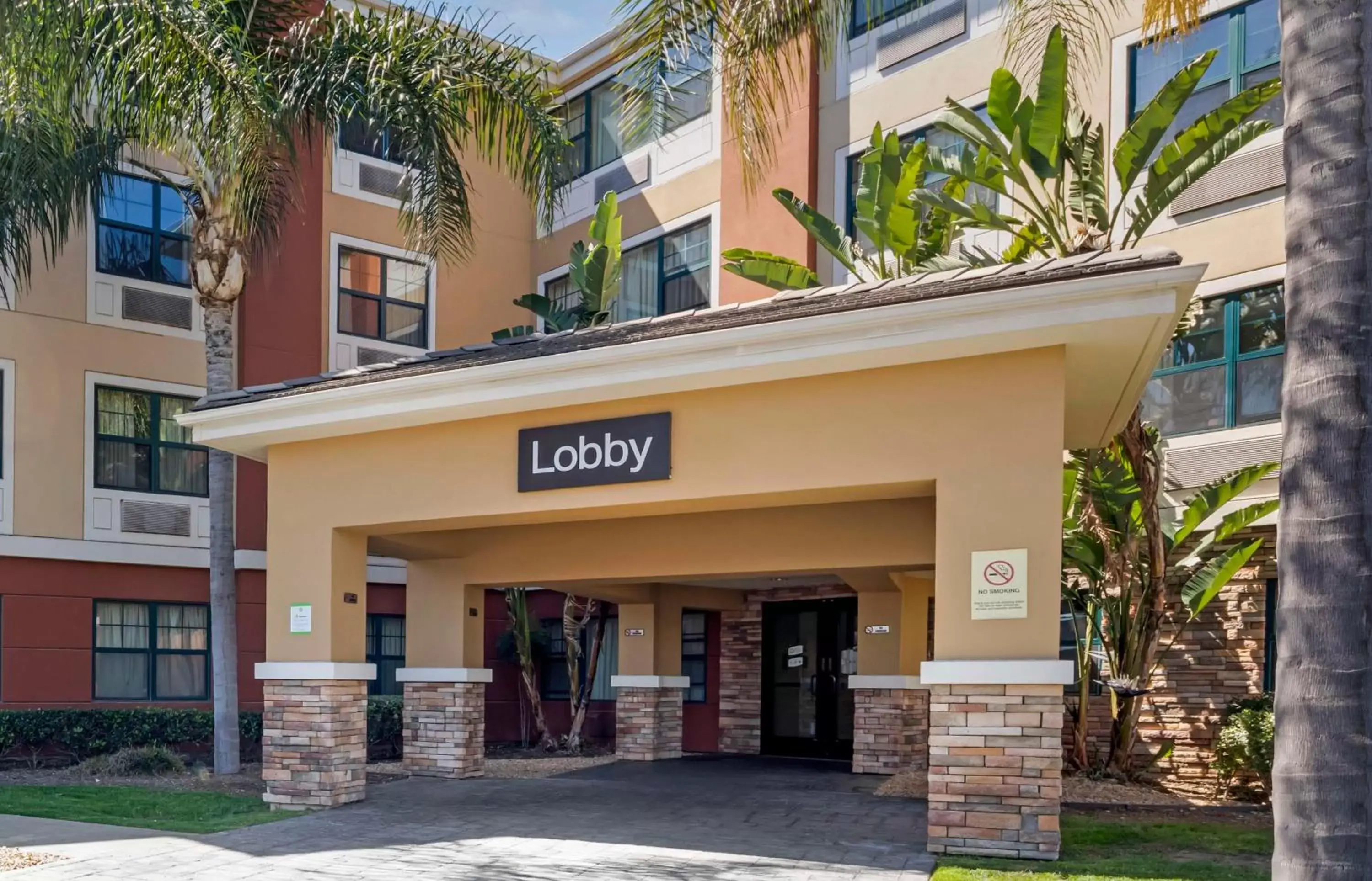 Property building in Extended Stay America Suites - Orange County - Katella Ave