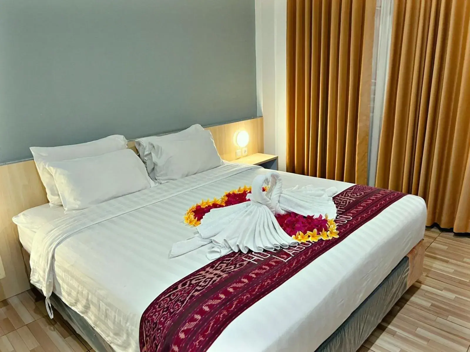 Bed in Matahari Hotel