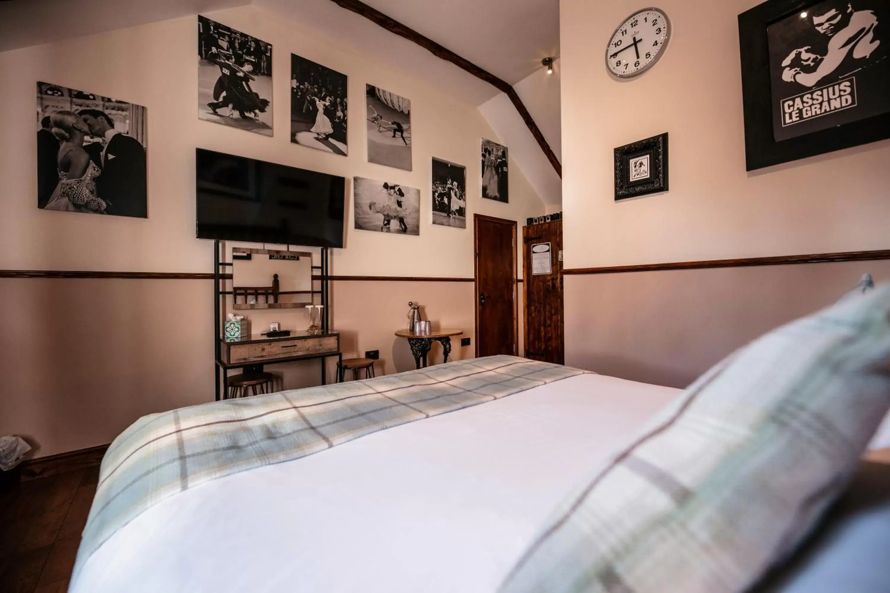 Bedroom in South Causey Inn