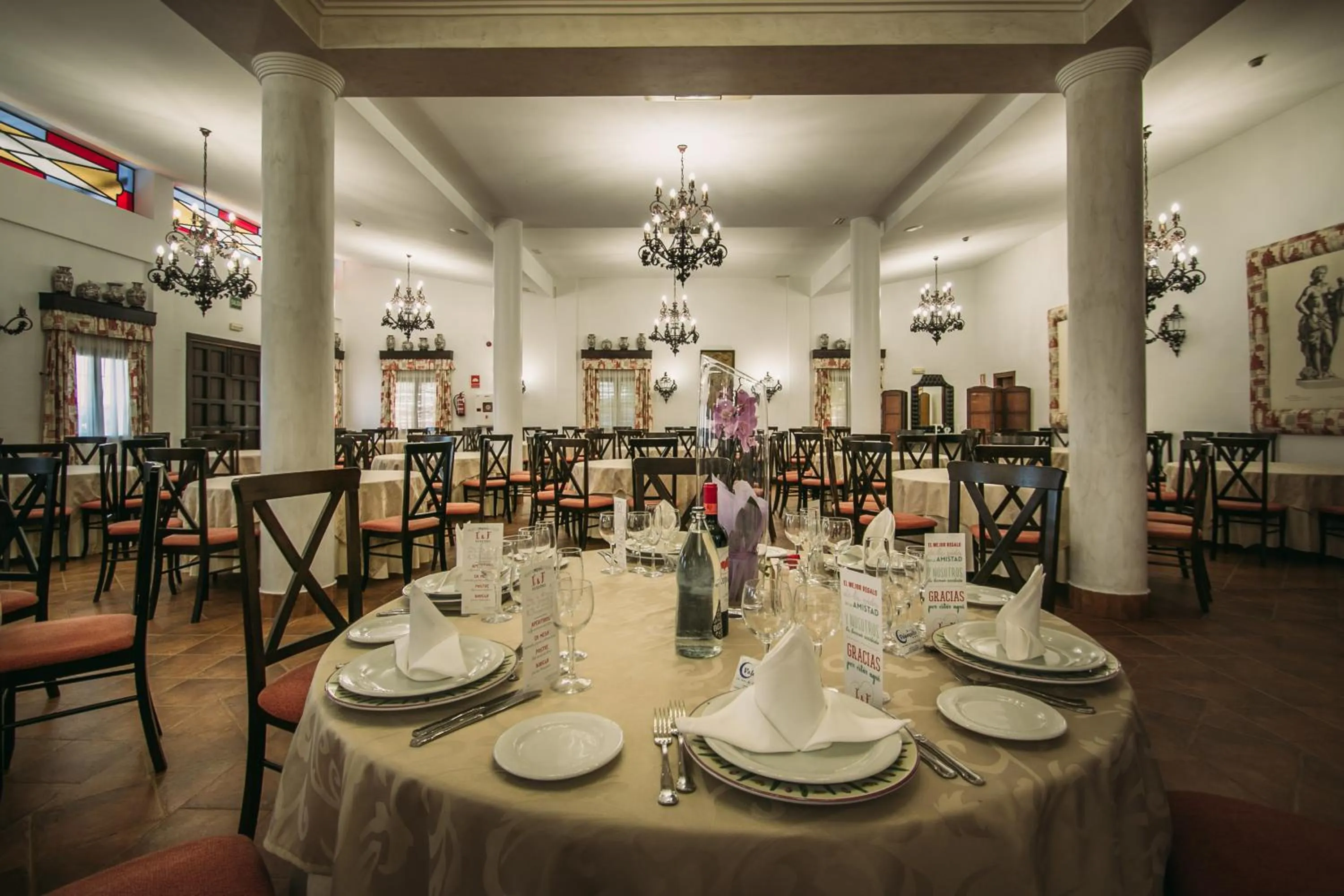 Banquet/Function facilities in Hotel Valsequillo