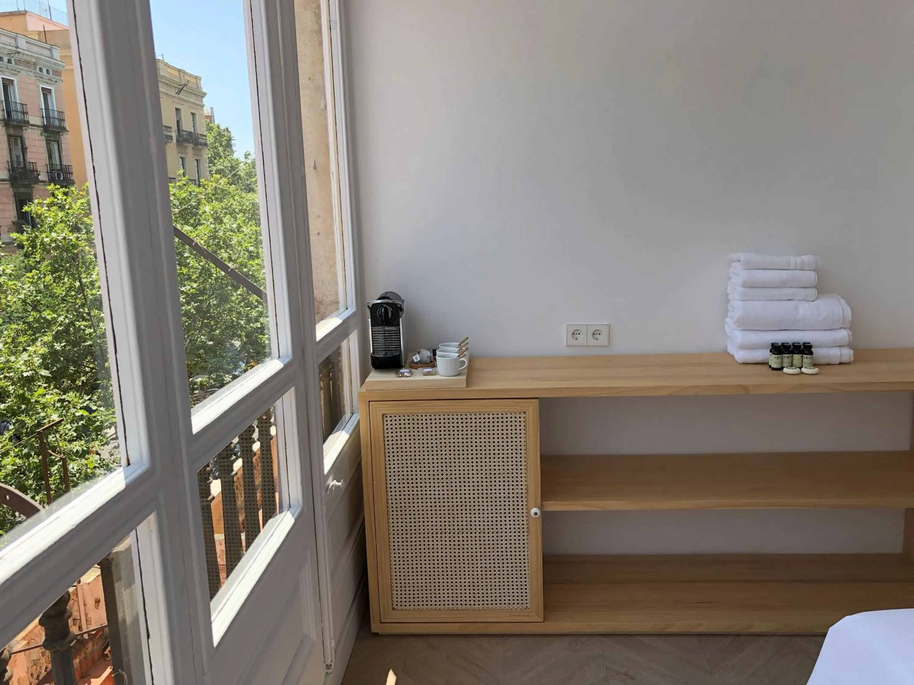 Coffee/tea facilities in The MO House