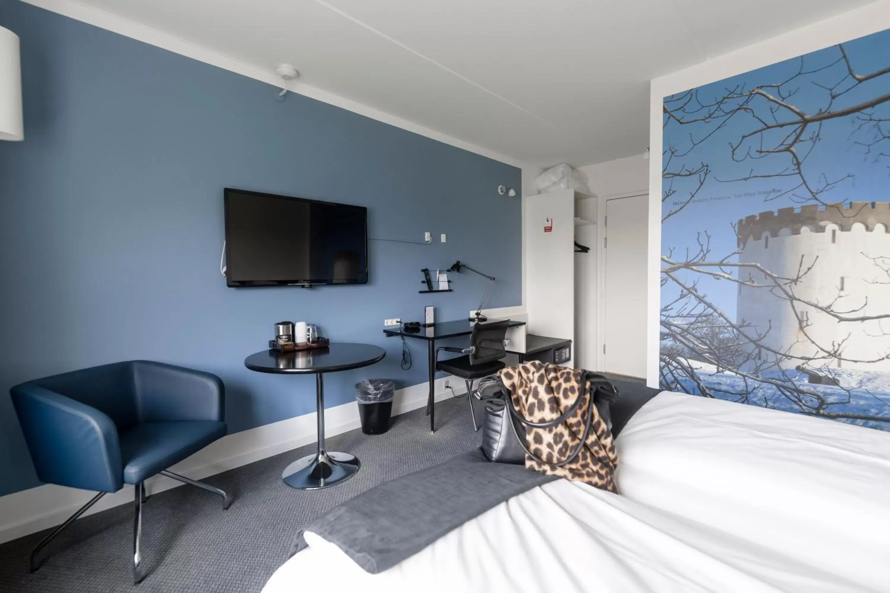 Bedroom, TV/Entertainment Center in Best Western Plus Hotel Fredericia