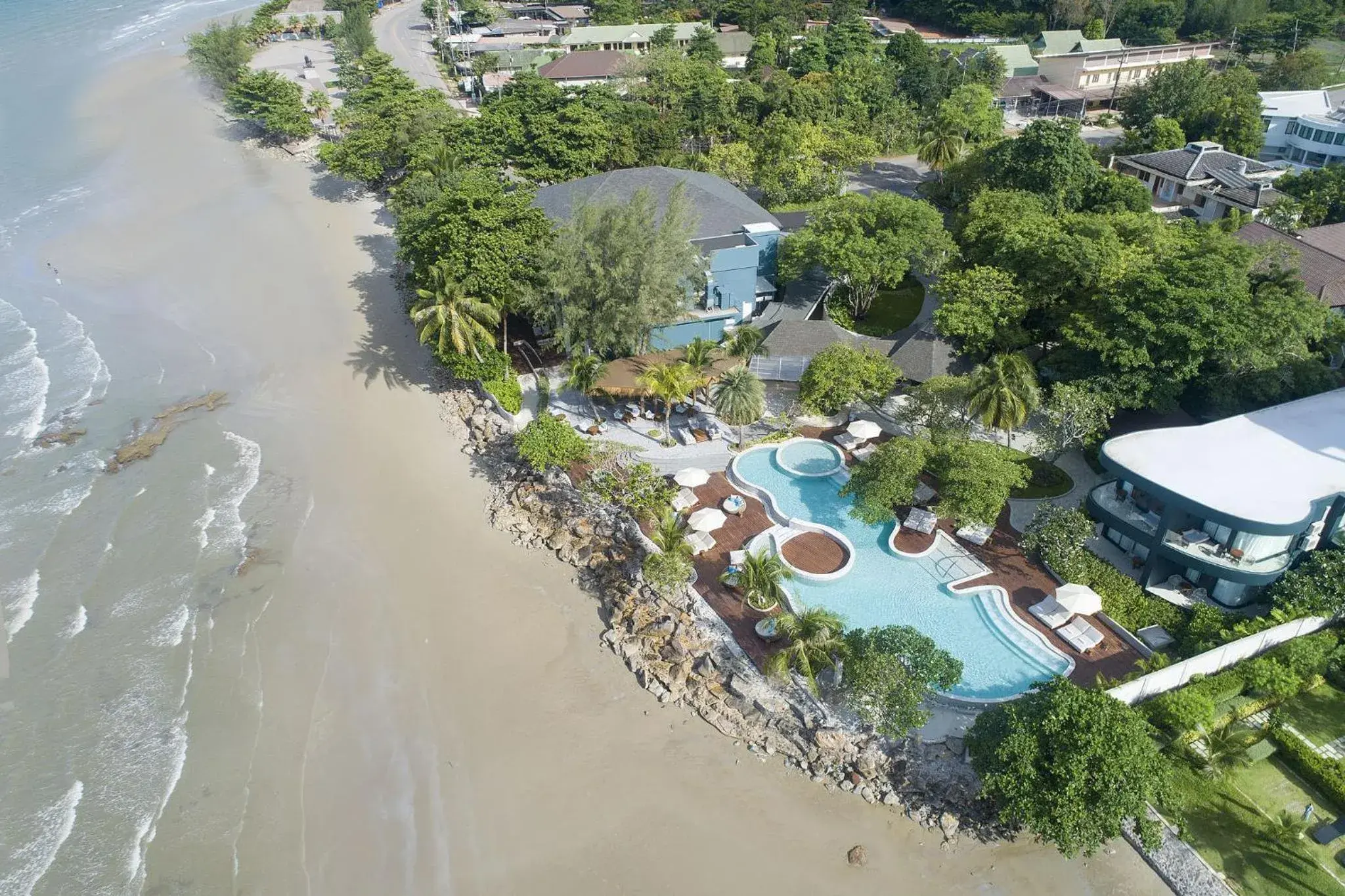 Property building, Bird's-eye View in Mercure Rayong Lomtalay Villas & Resort