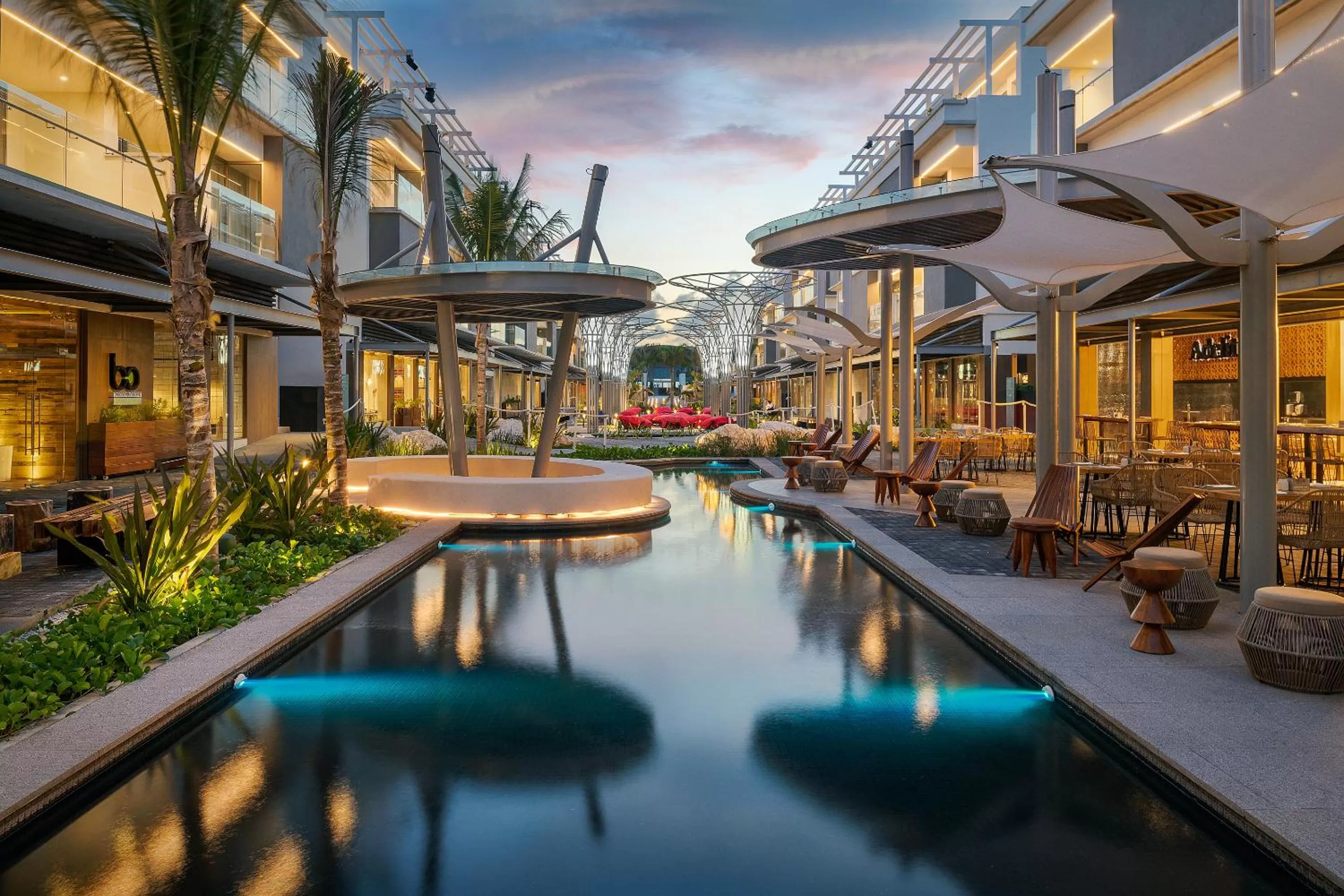 Area and facilities in Catalonia Grand Costa Mujeres All Suites & Spa - All Inclusive