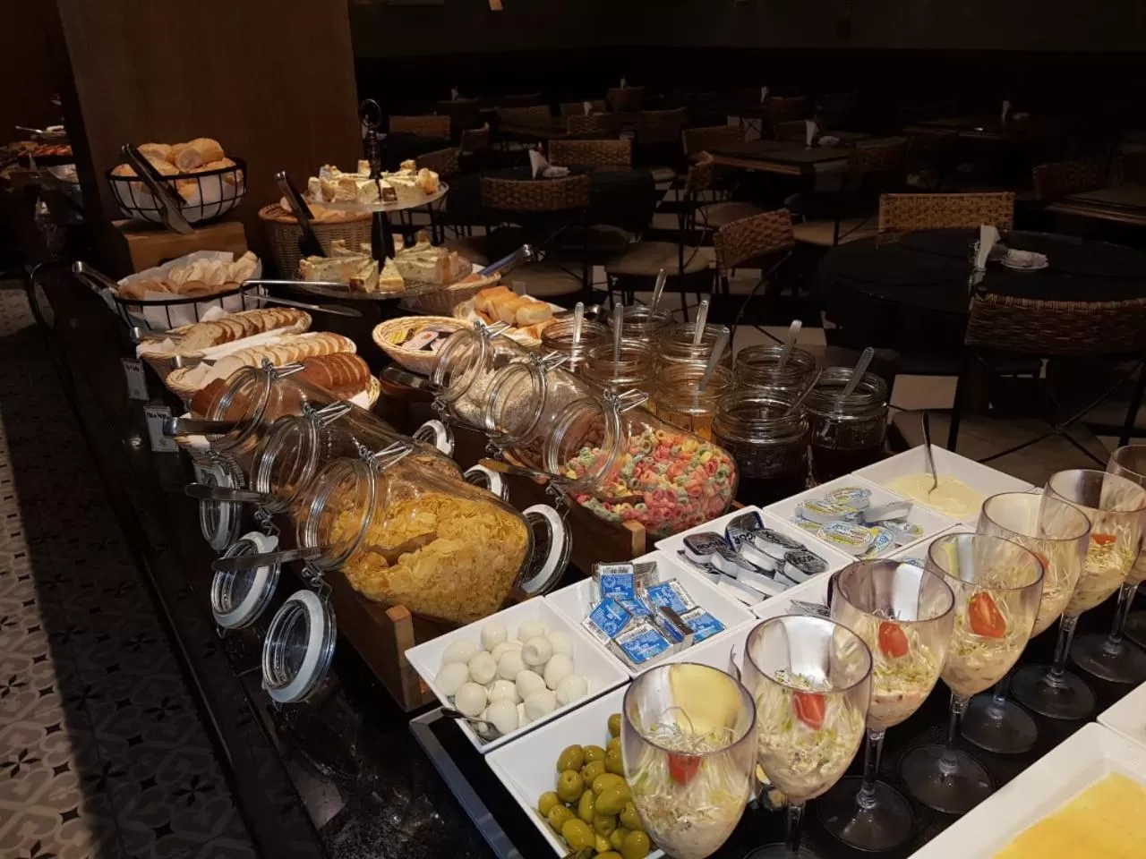 Restaurant/places to eat in Hotel Serra Nevada