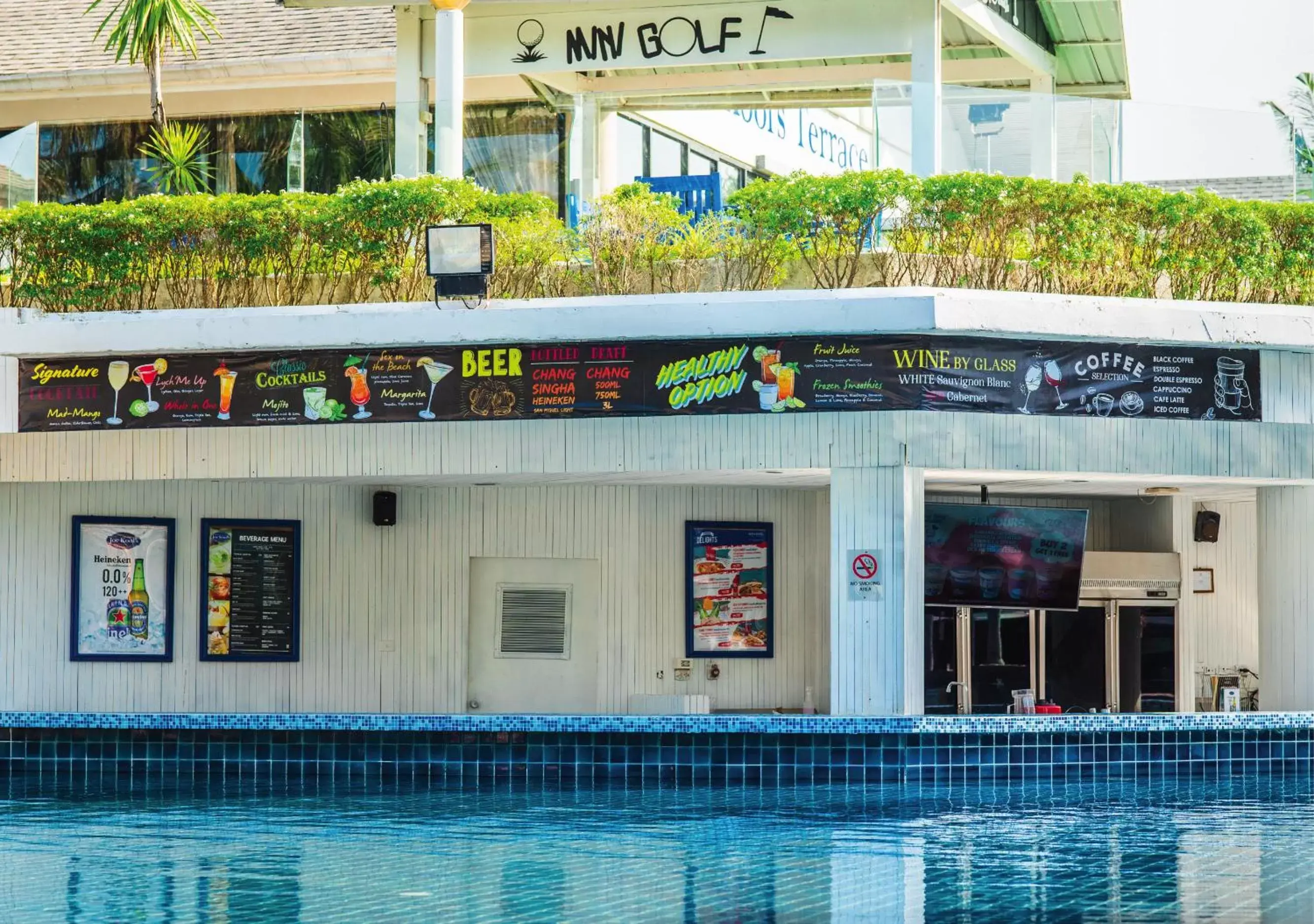 Restaurant/places to eat, Swimming Pool in Radisson Resort & Spa Hua Hin