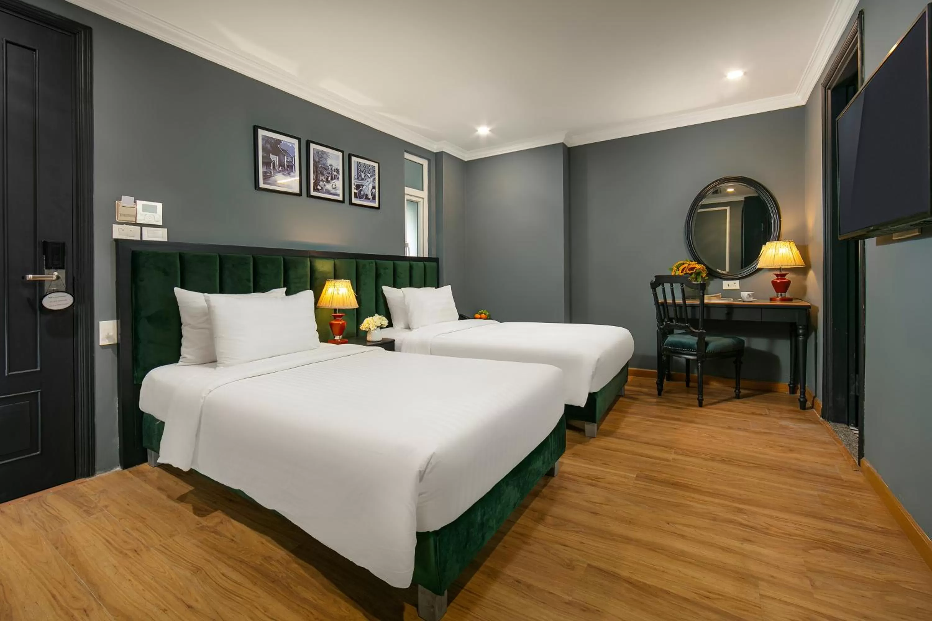 Photo of the whole room, Bed in La Selva Premium Hotel