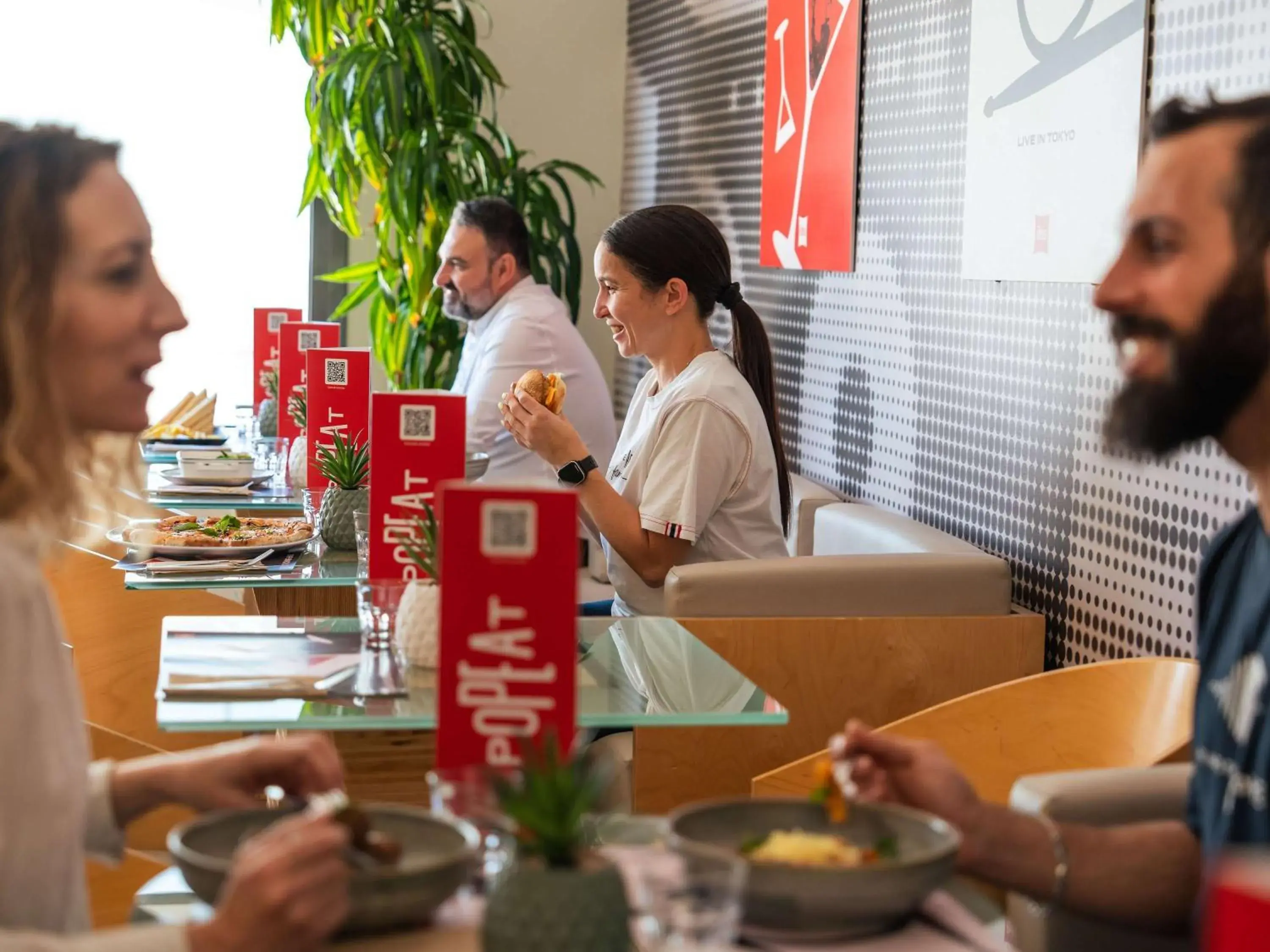 Restaurant/places to eat in Ibis Madrid Alcobendas