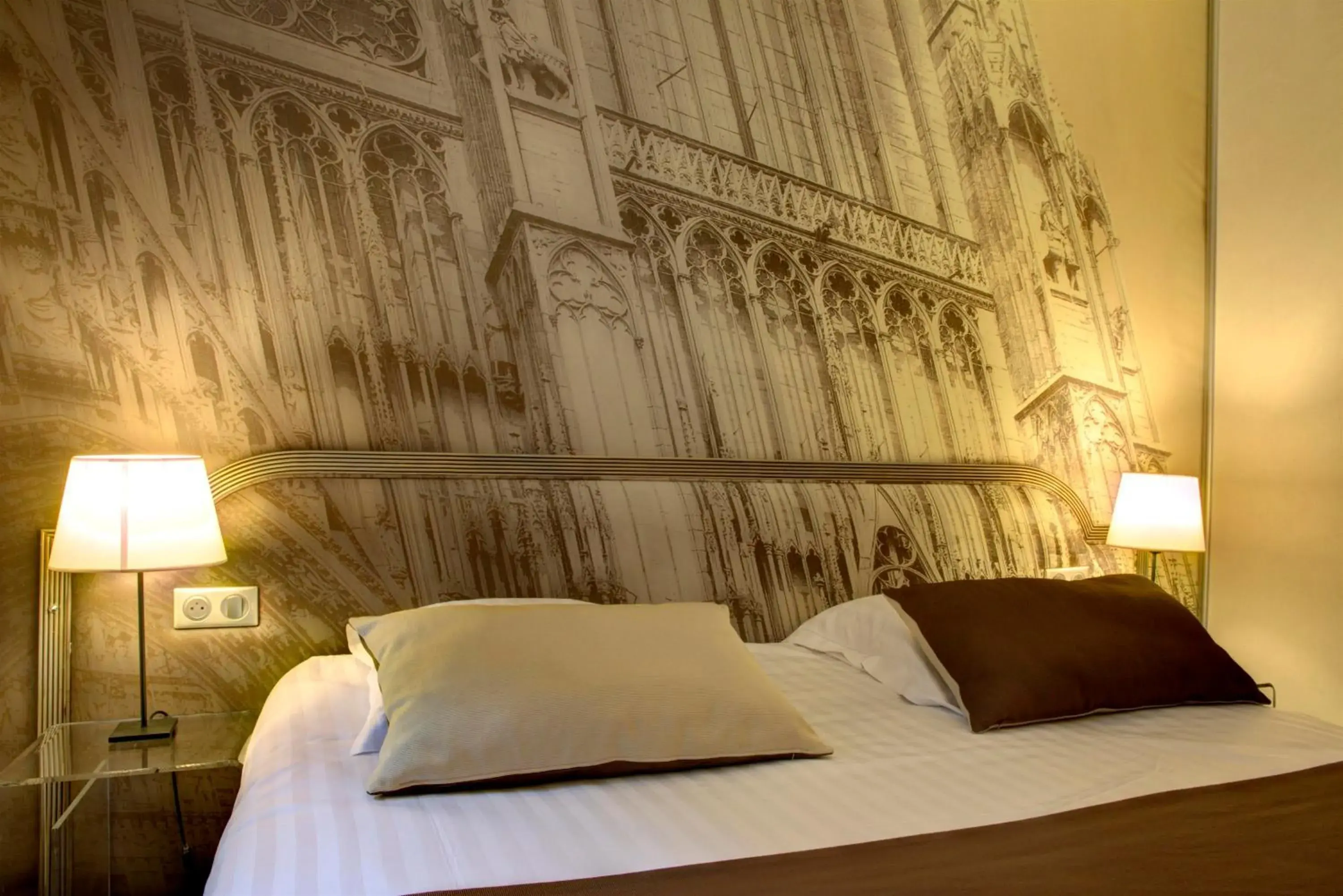 Double Room with Cathedral View in Hotel Cathédrale