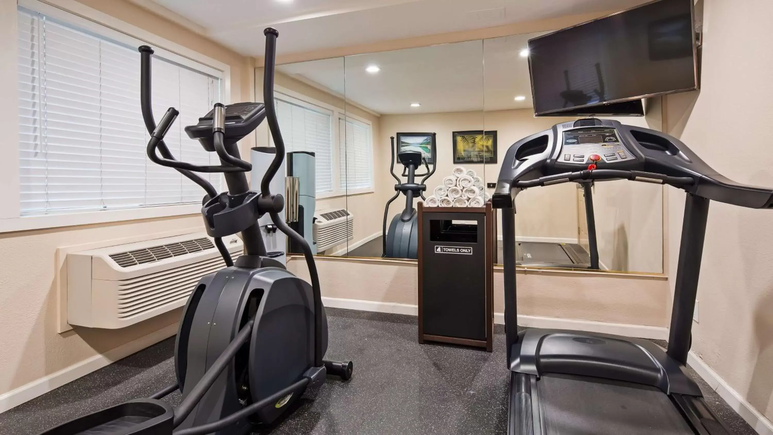 Fitness centre/facilities, Fitness Center/Facilities in Best Western Silicon Valley Inn