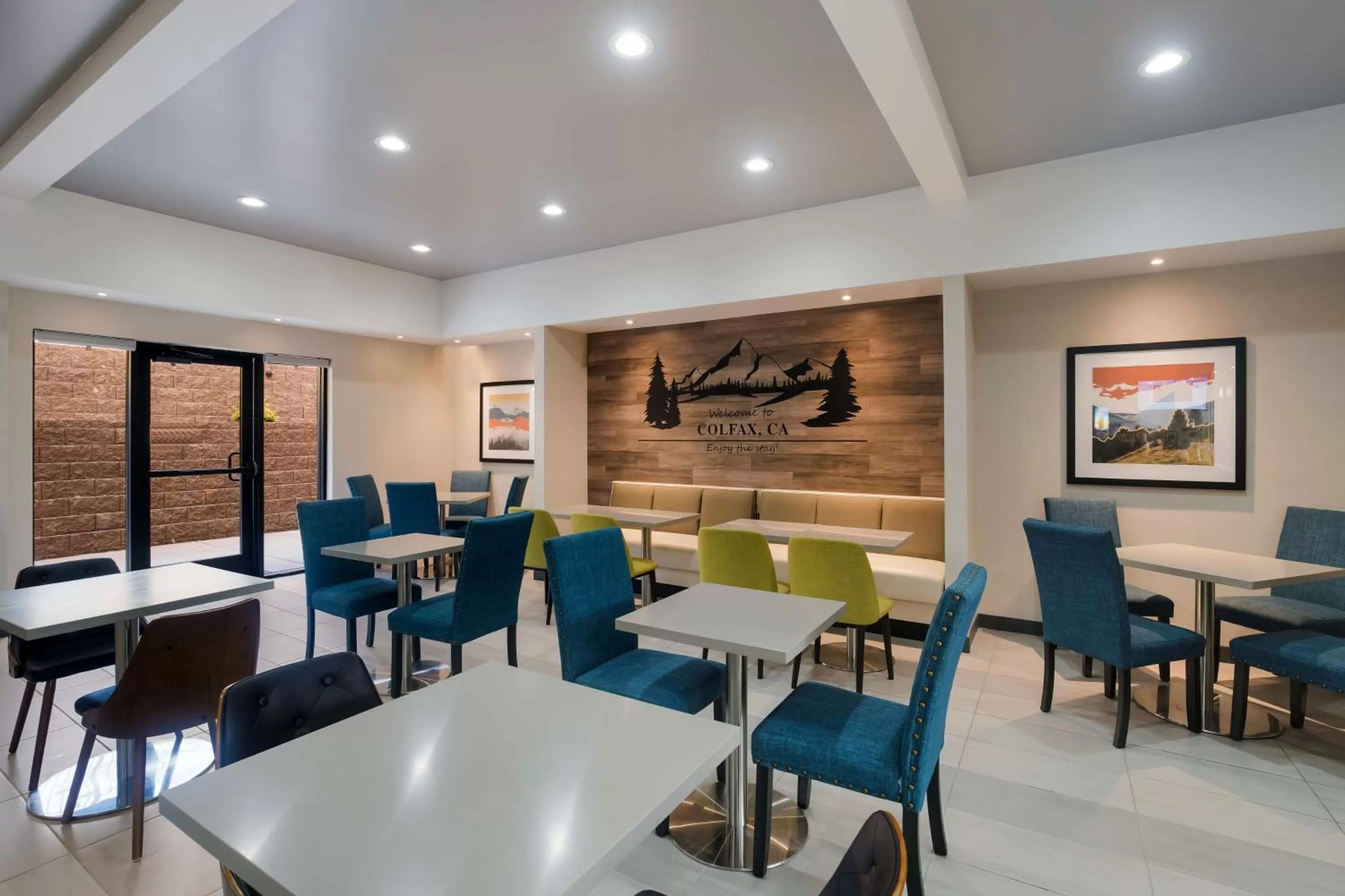 Restaurant/places to eat in Best Western Colfax