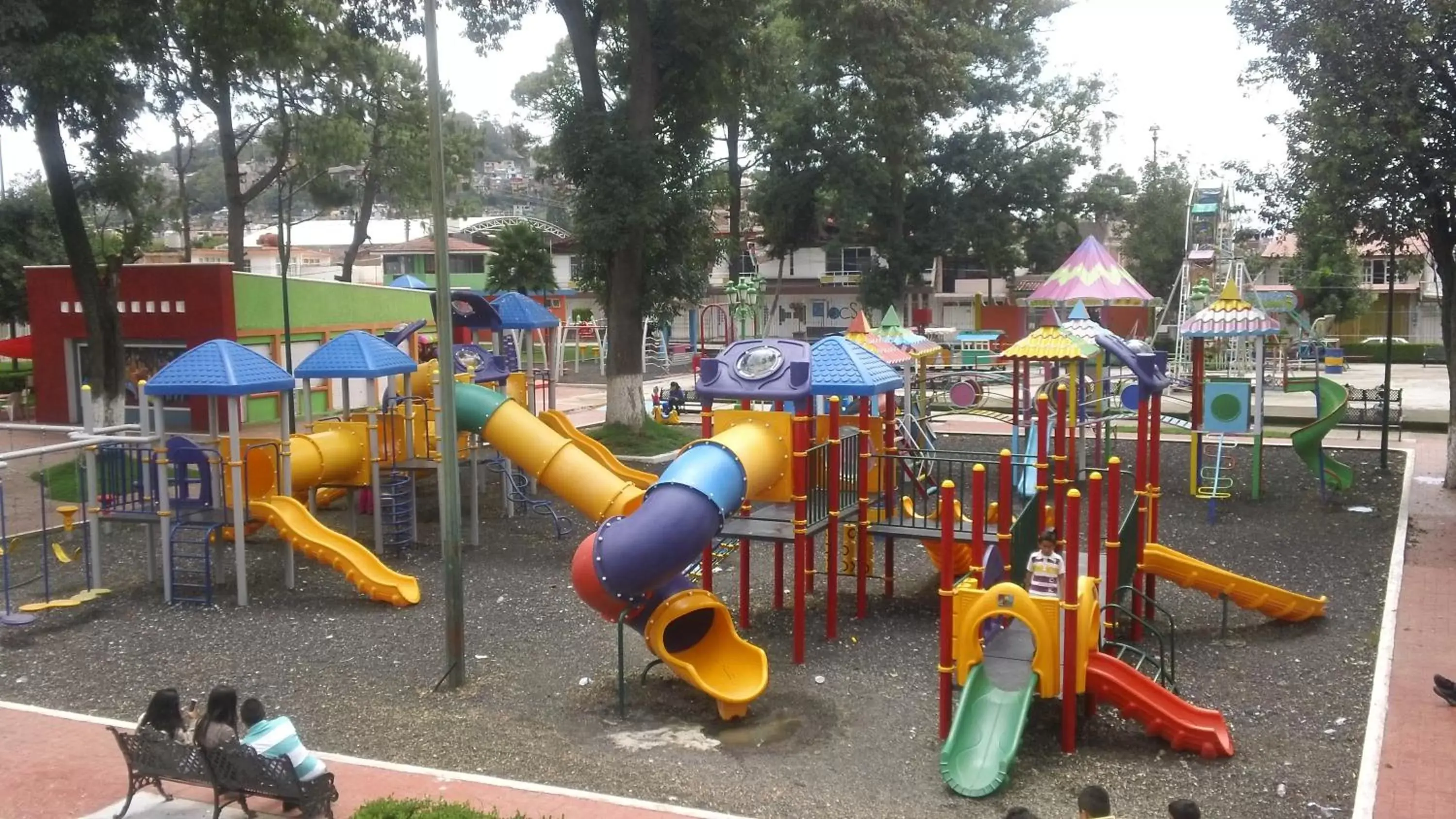 Children play ground in Hotel Villa Monarca Inn