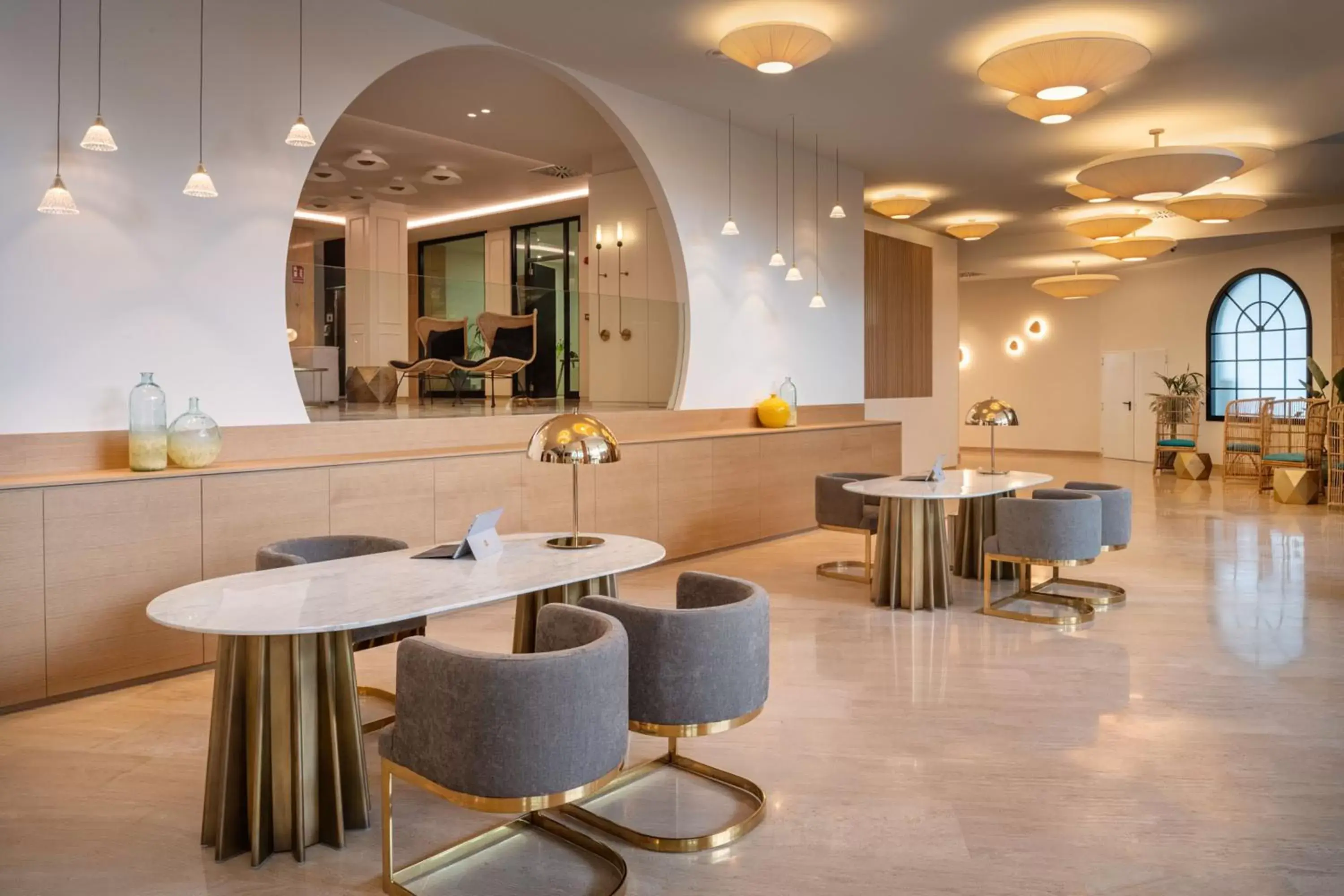 Lobby or reception, Lounge/Bar in Arrecife Gran Hotel & Spa